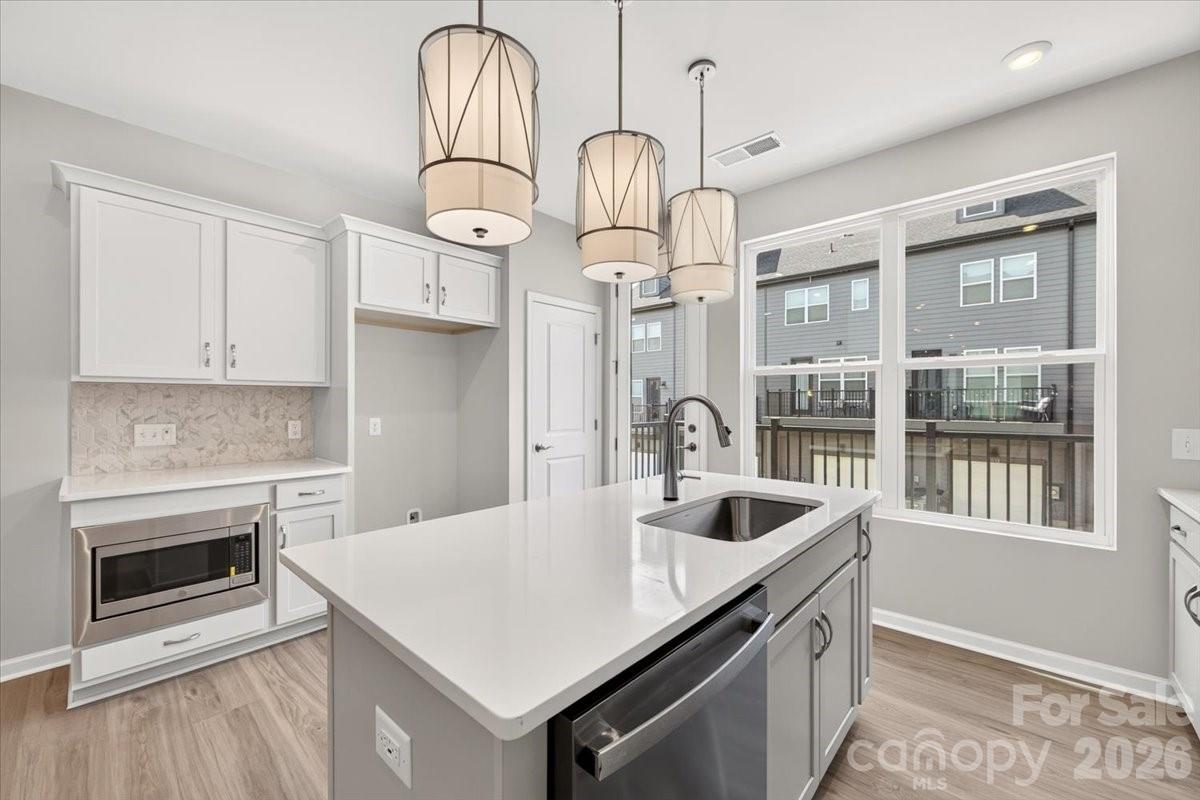 5513 Swaling Street Property Photo 11