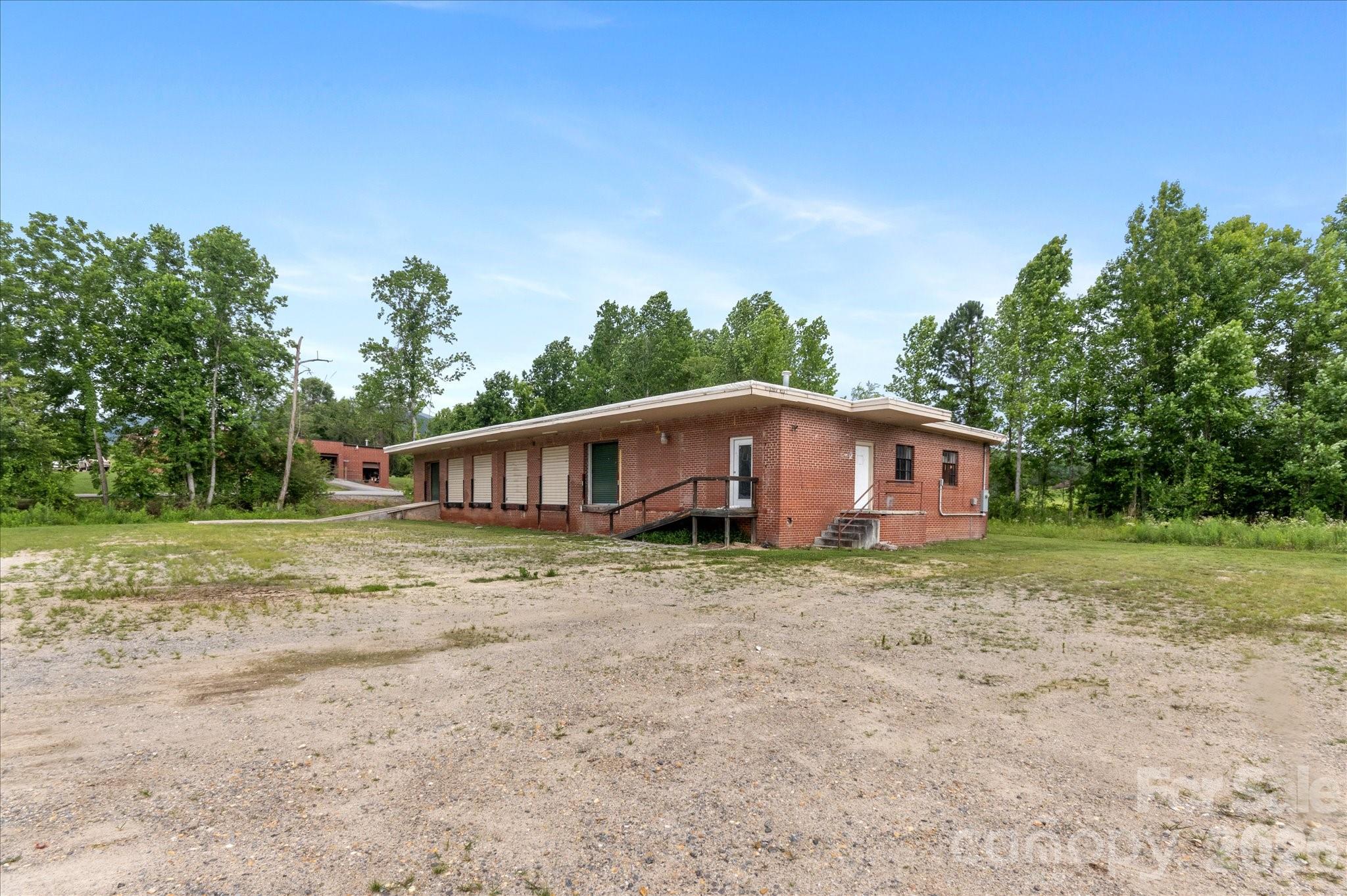 2324 Us 70 Highway Property Photo 14