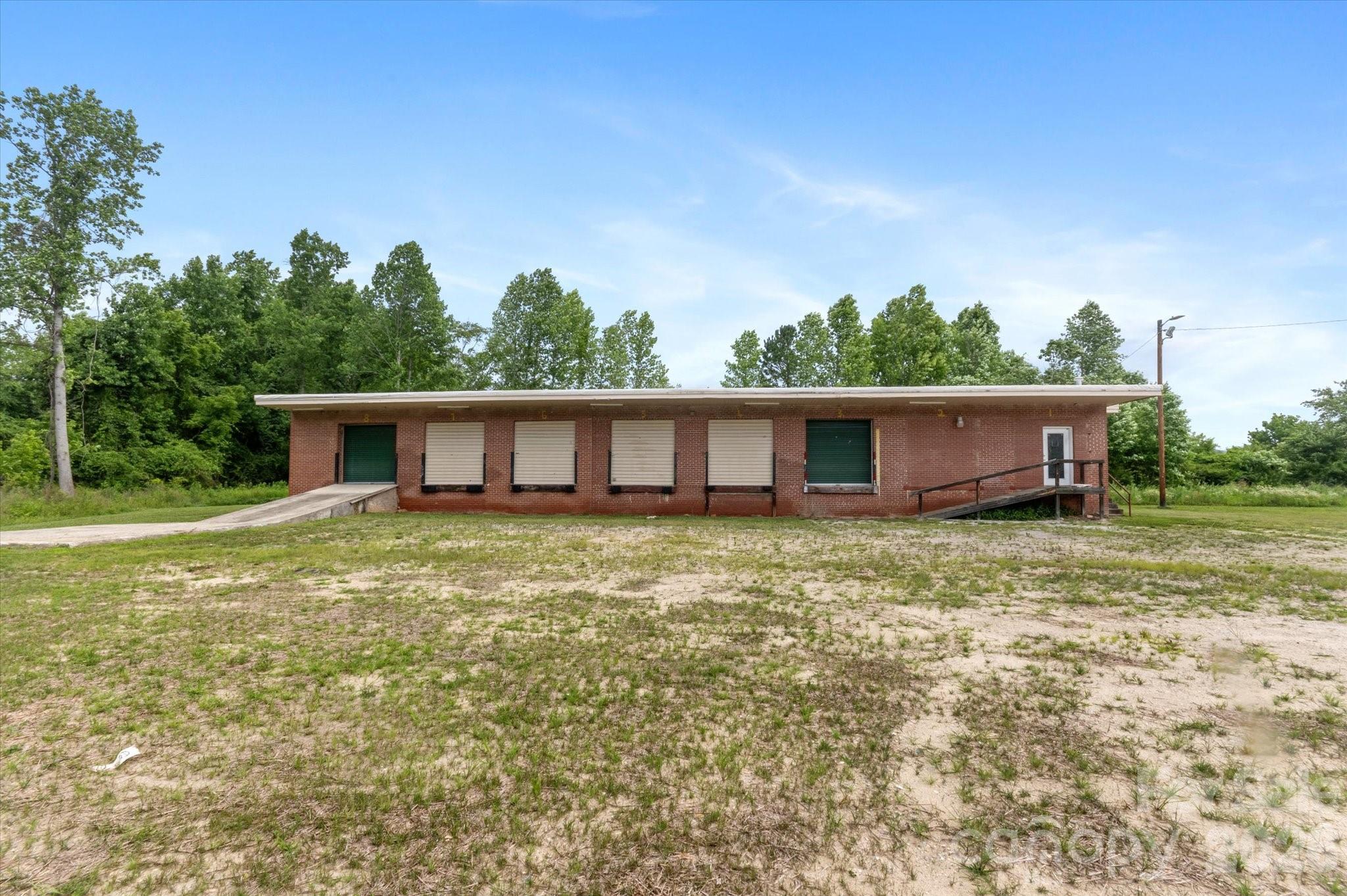 2324 Us 70 Highway Property Photo 16