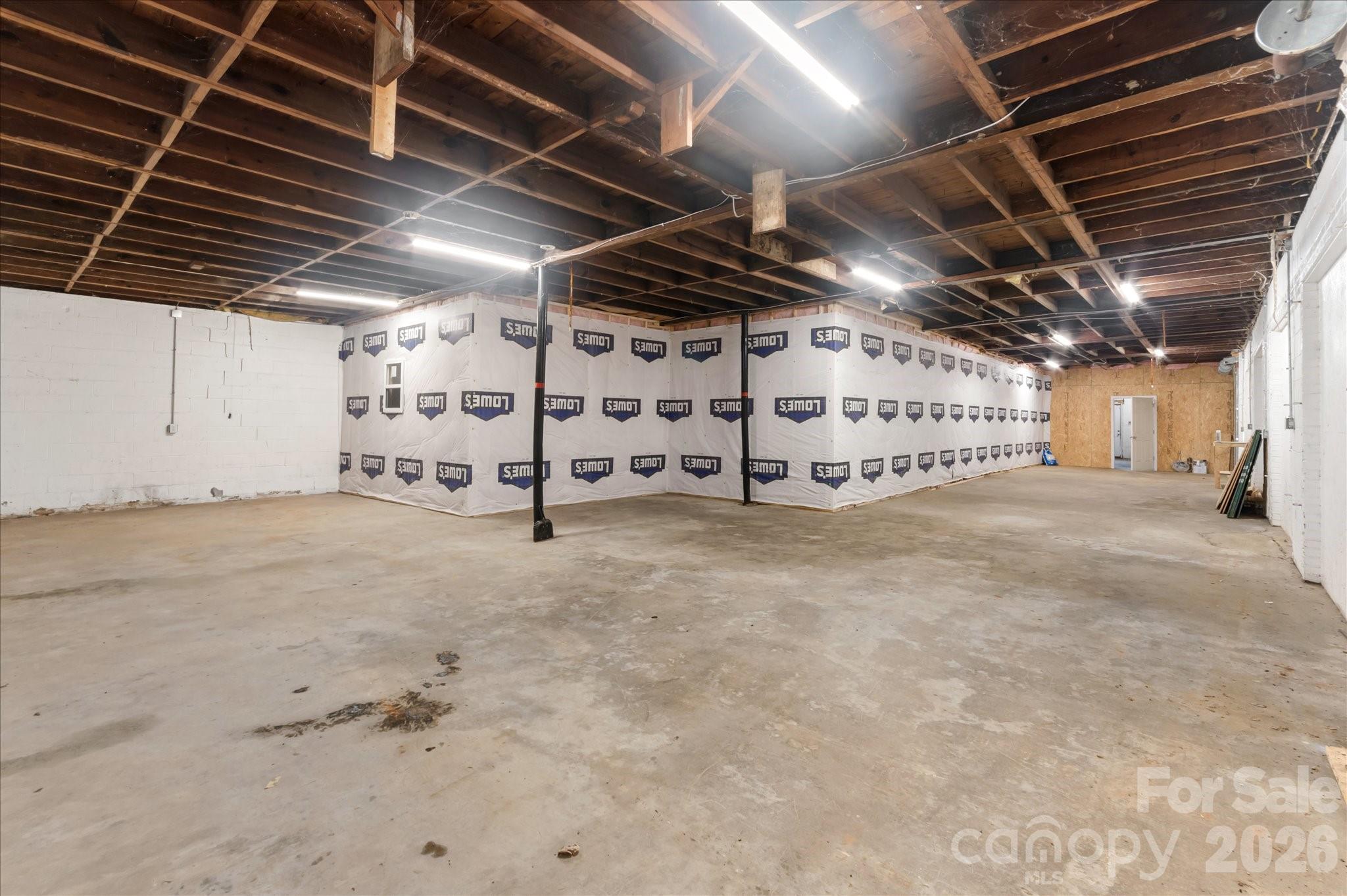2324 Us 70 Highway Property Photo 32