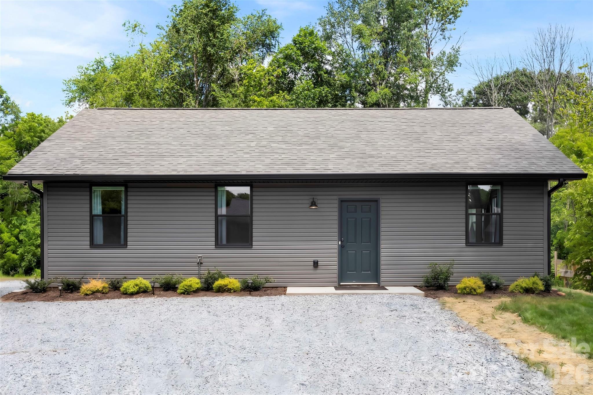1003 College Boulevard Property Photo 2