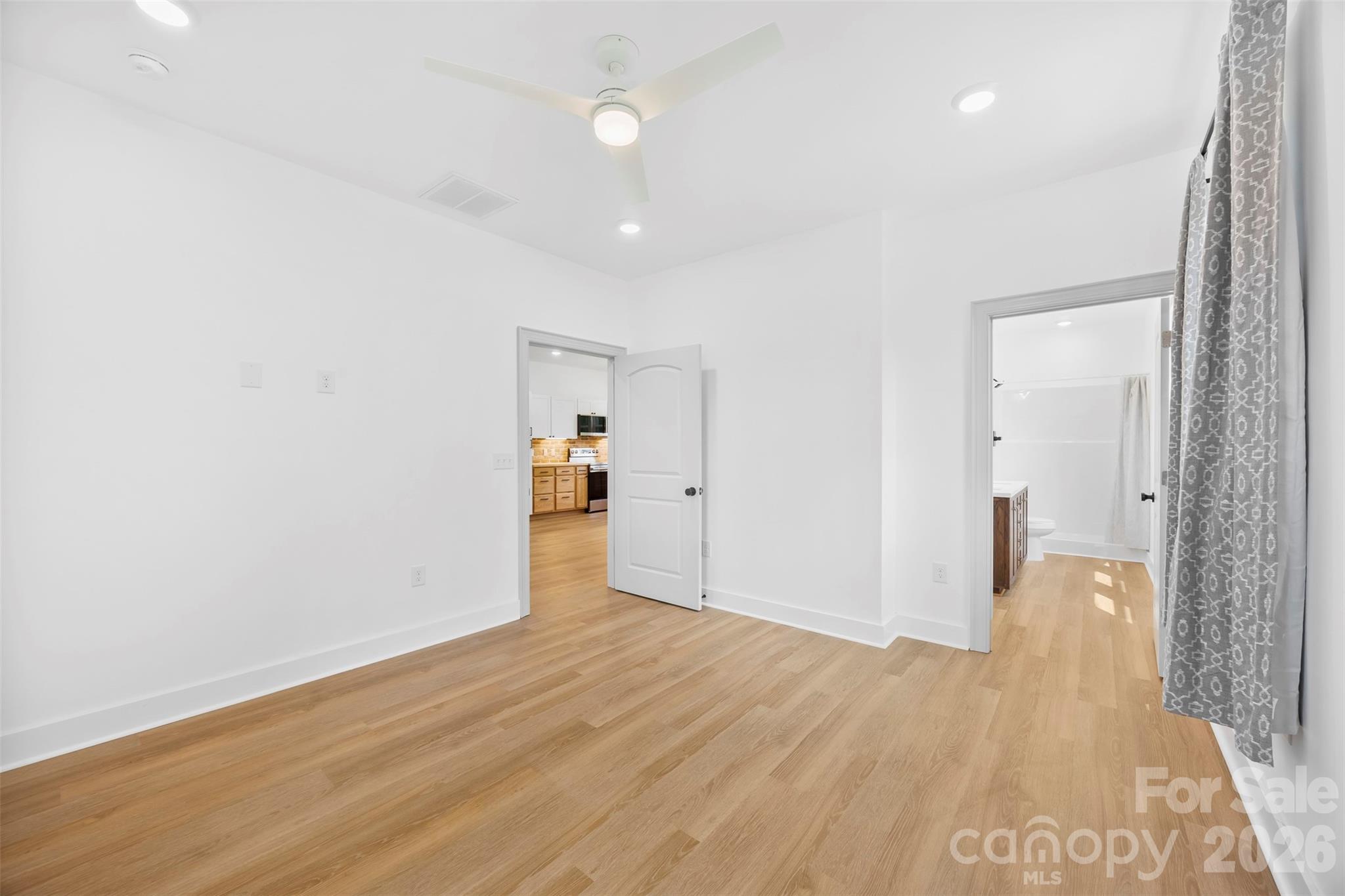 1003 College Boulevard Property Photo 18
