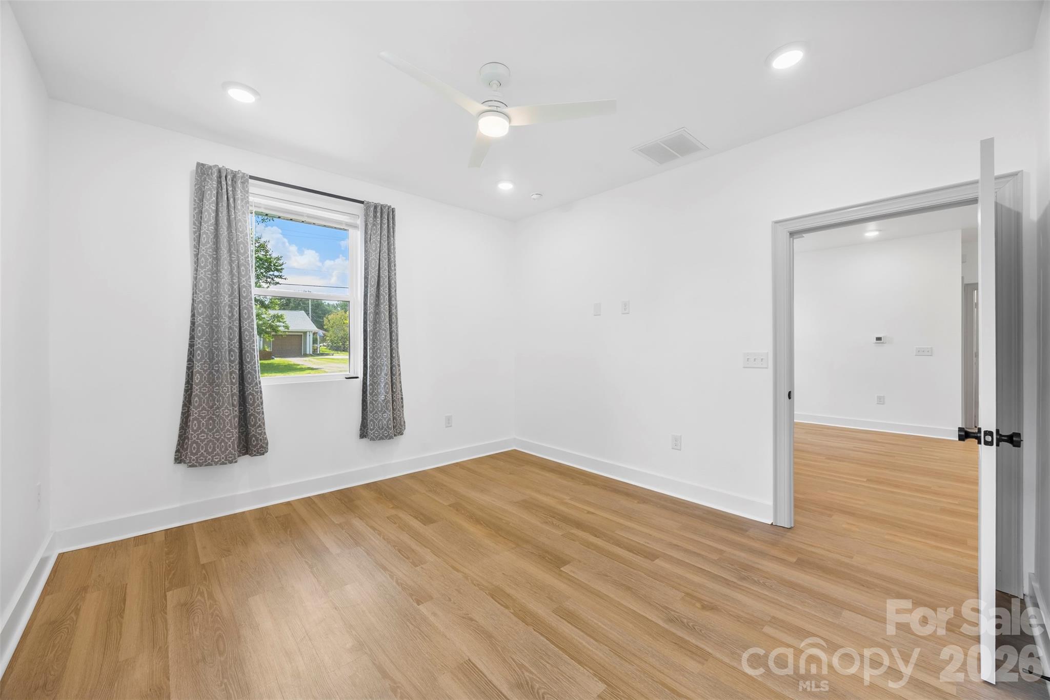 1003 College Boulevard Property Photo 19
