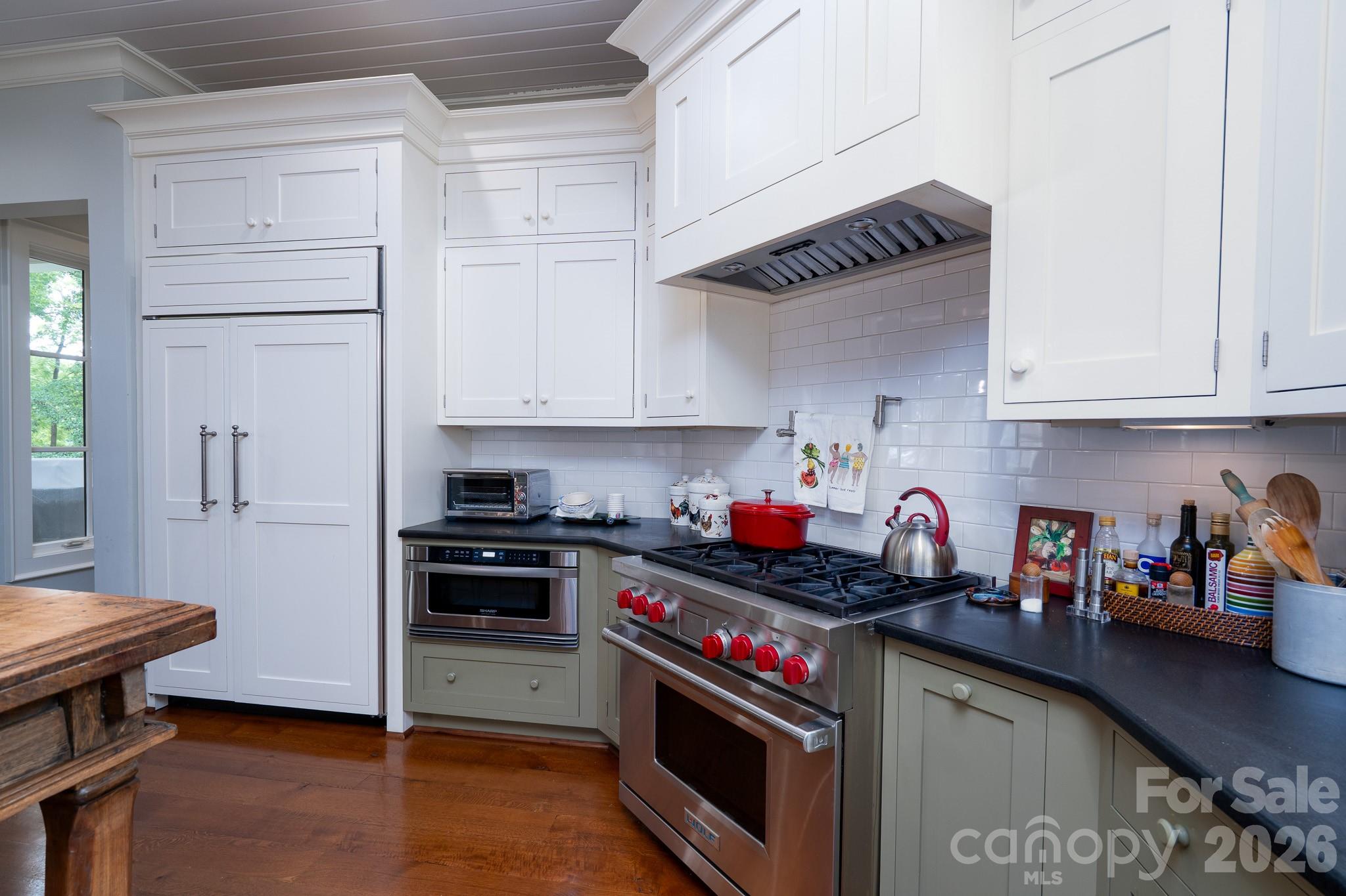 2375 Southpoint Lane Property Photo 13