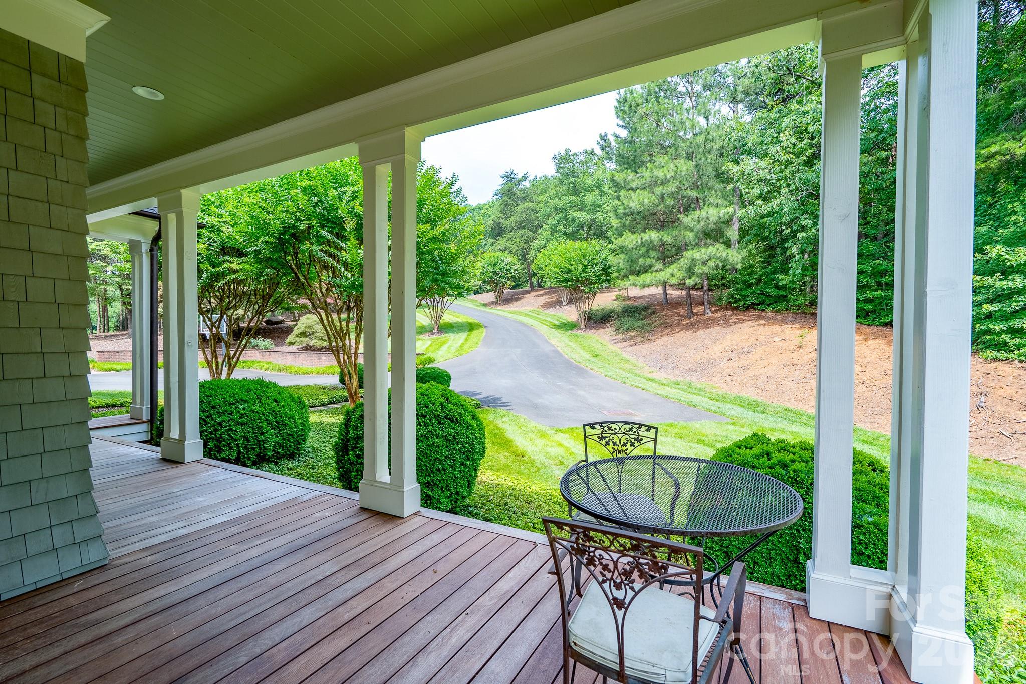 2375 Southpoint Lane Property Photo 43