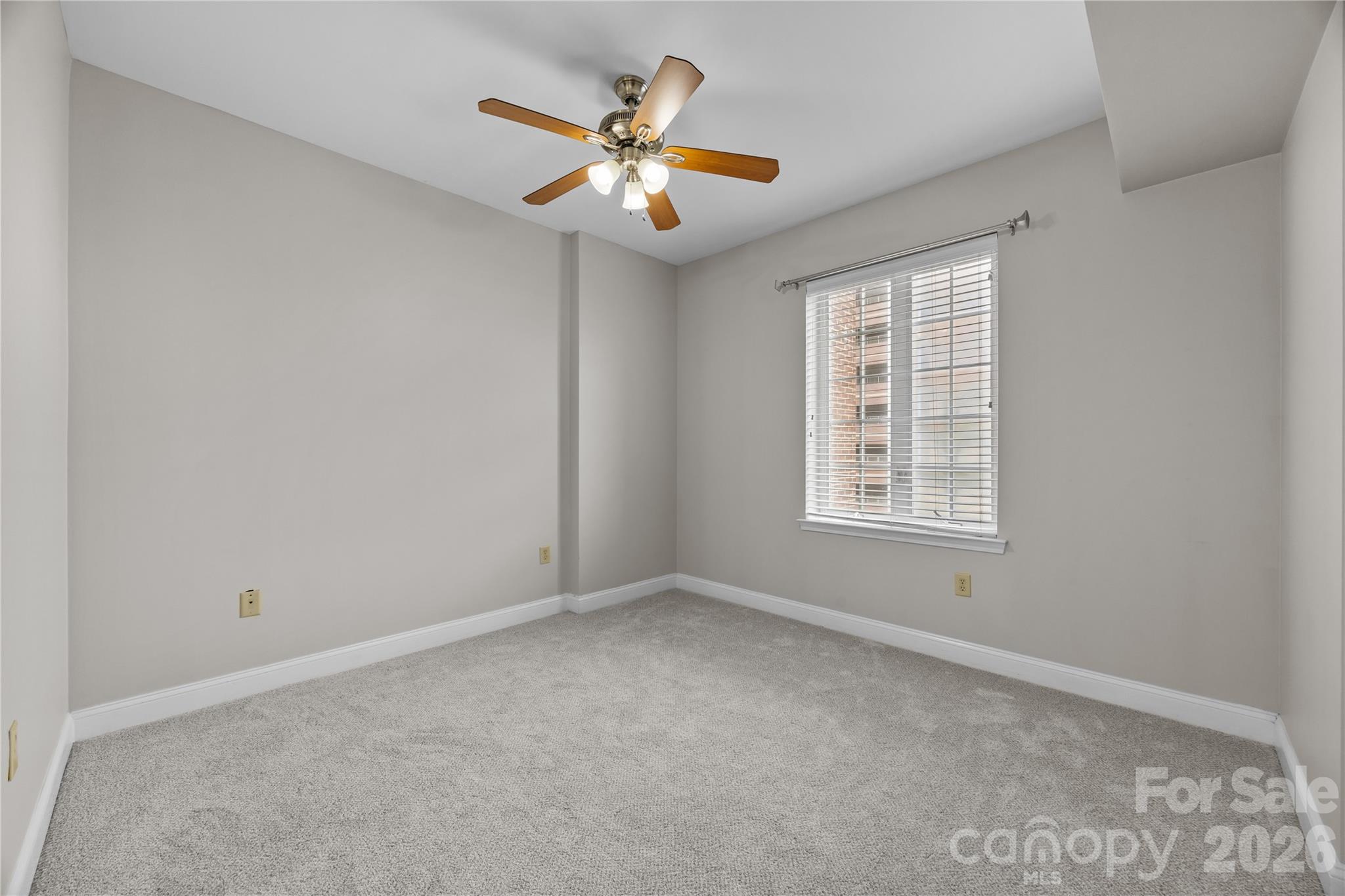 300 W 5th Street 343 Property Photo 16