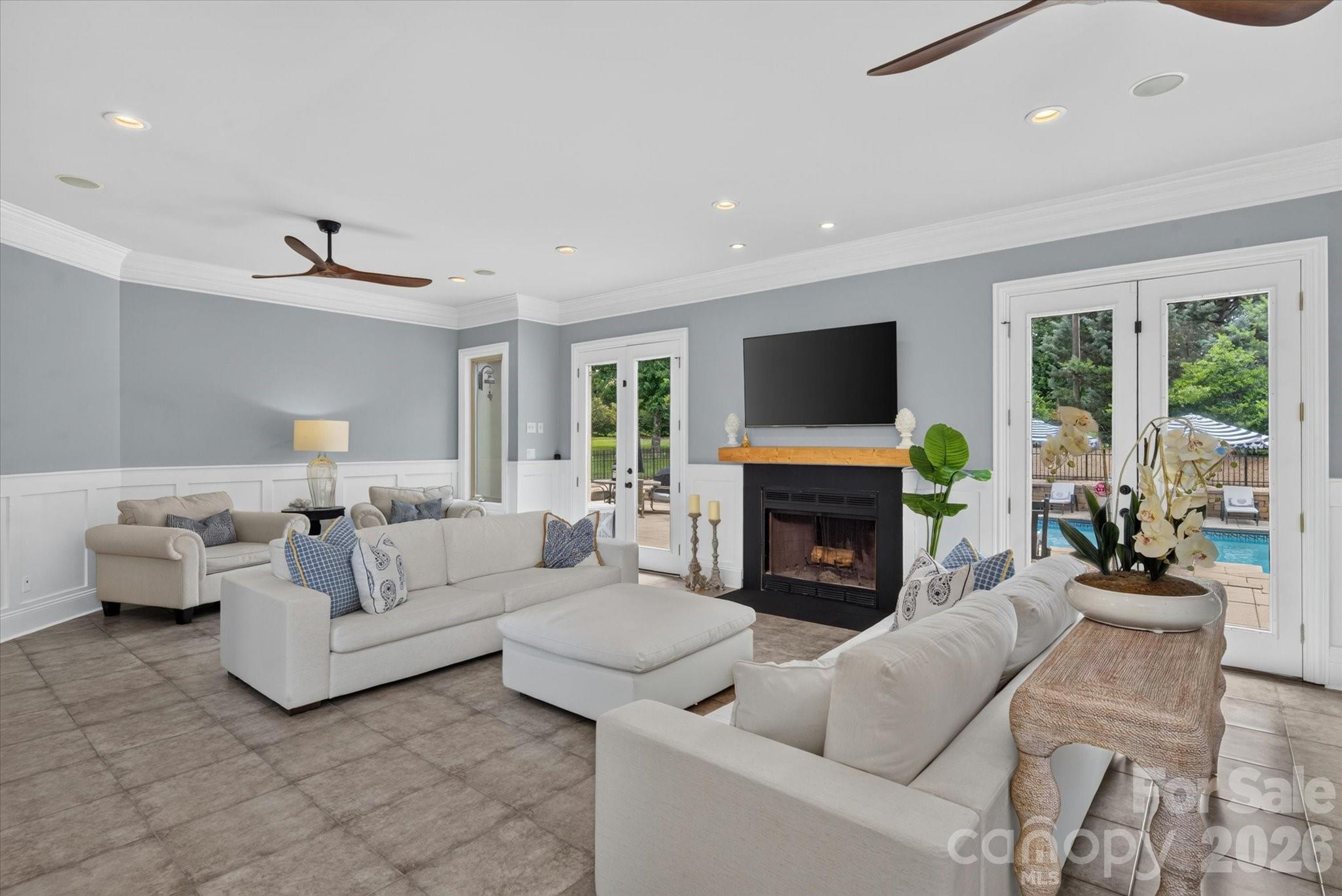 102 Finch Loop Property Photo 15