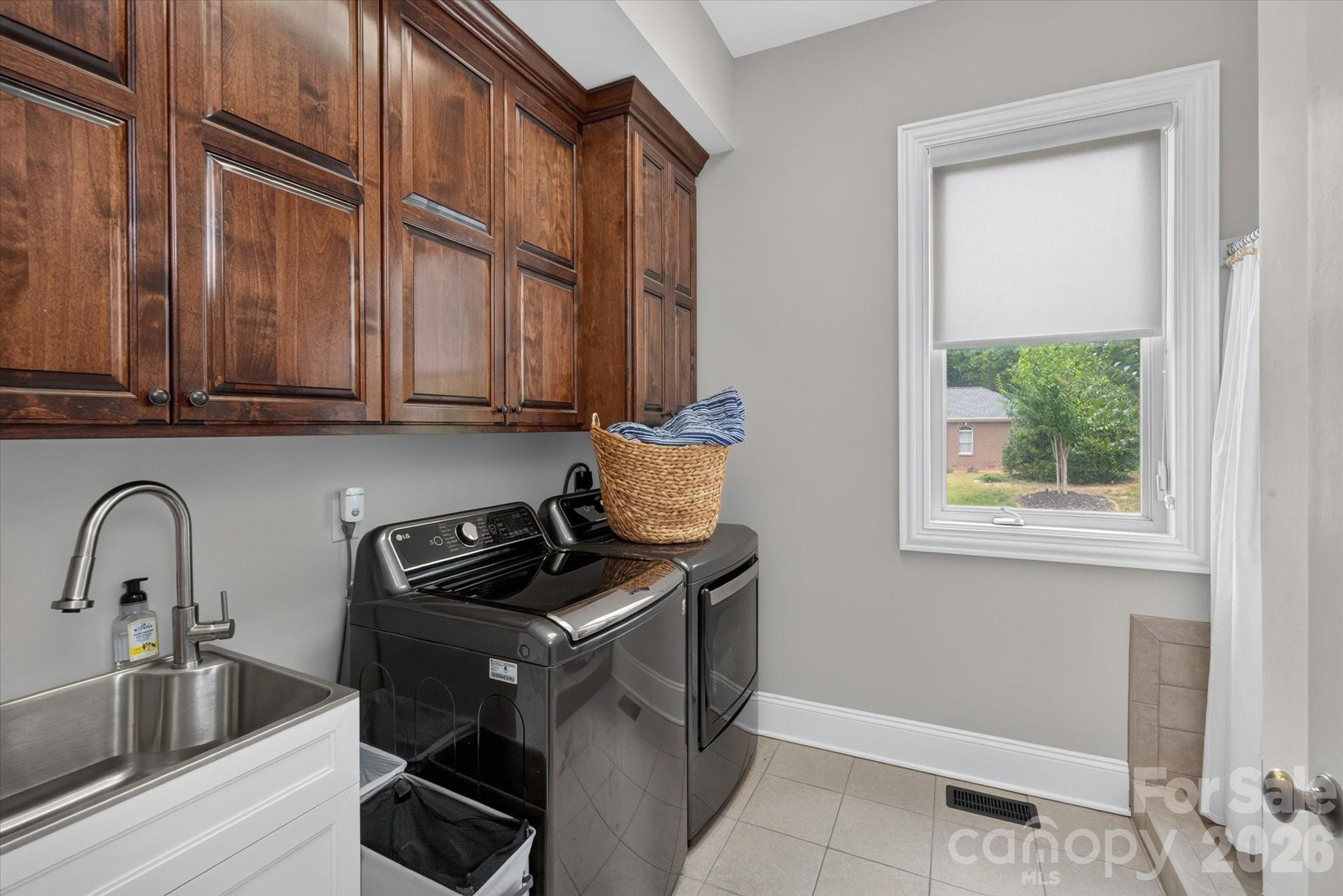 102 Finch Loop Property Photo 24