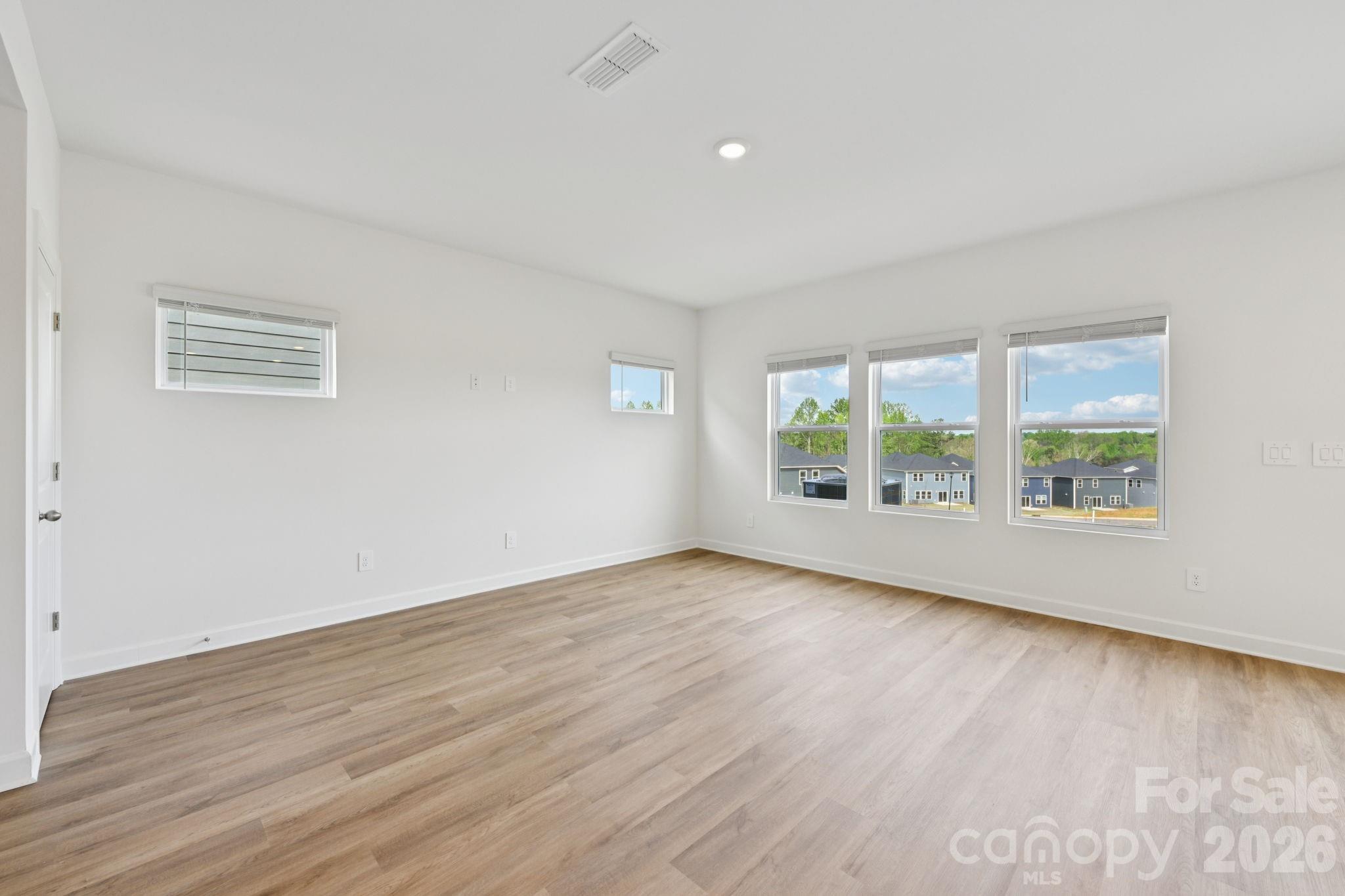 1445 Wildflower Street Property Photo 6