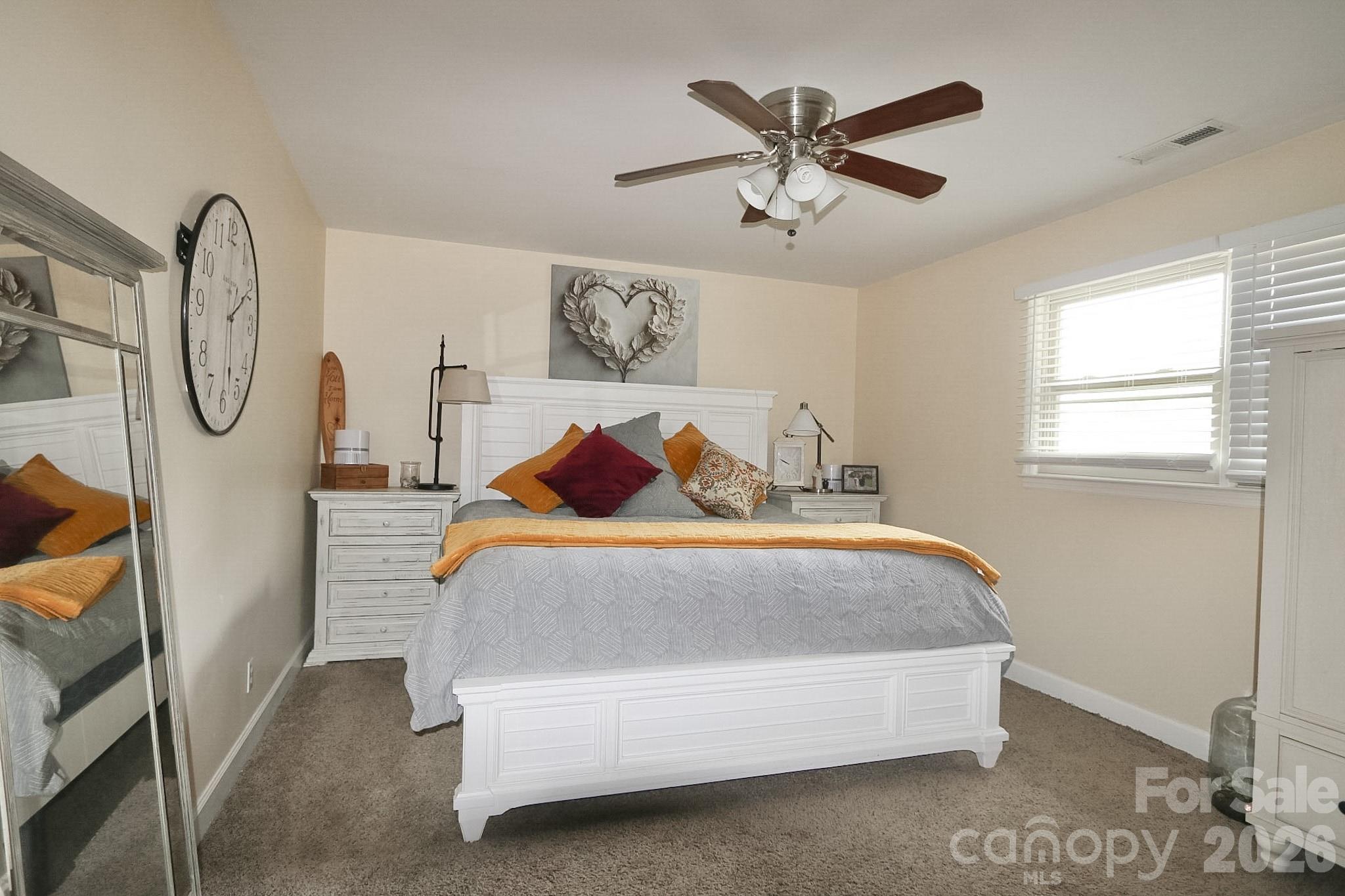 4220 Mae-len Drive Property Photo 21