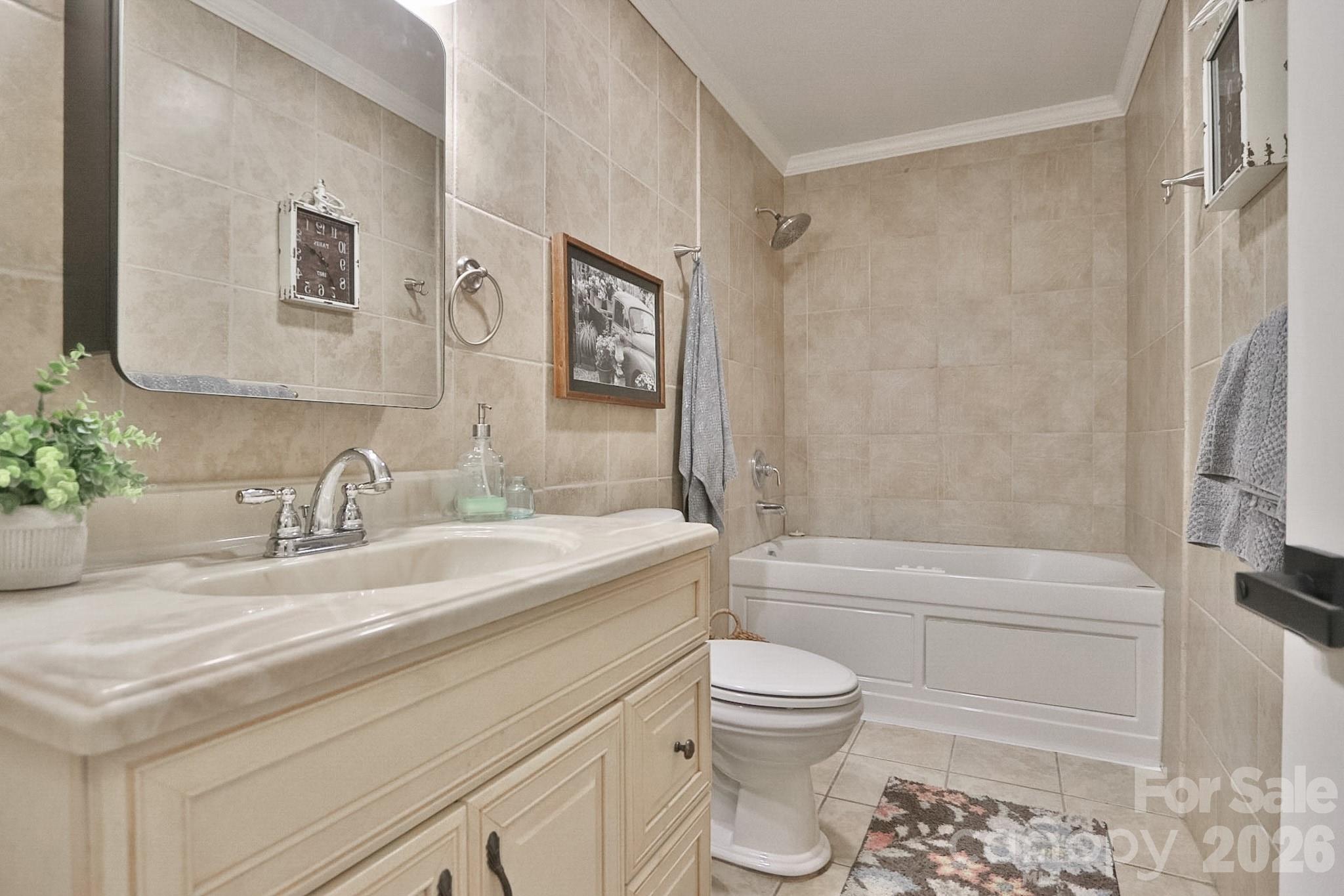 4220 Mae-len Drive Property Photo 26