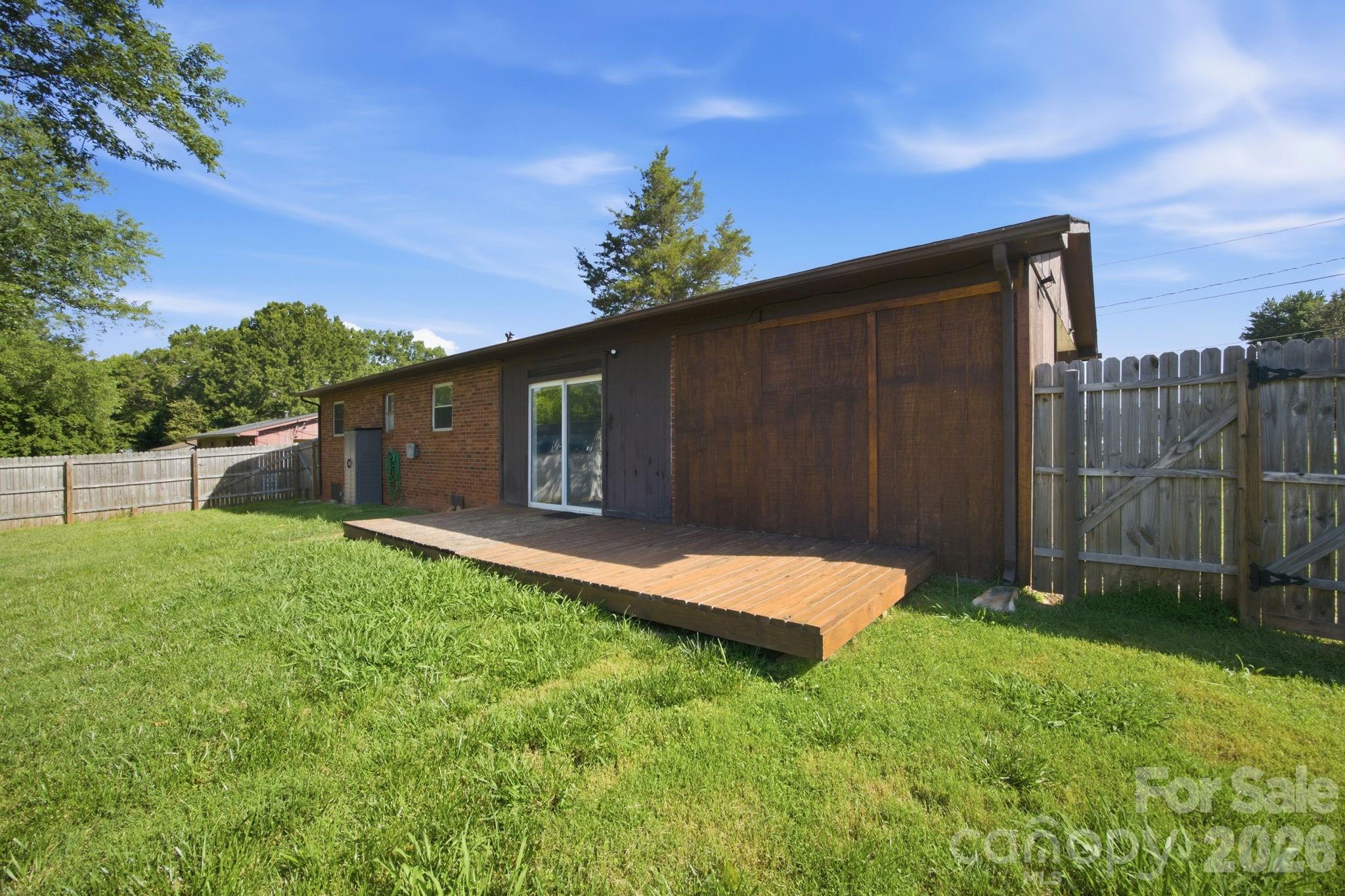 2405 2nd Street Property Photo 26