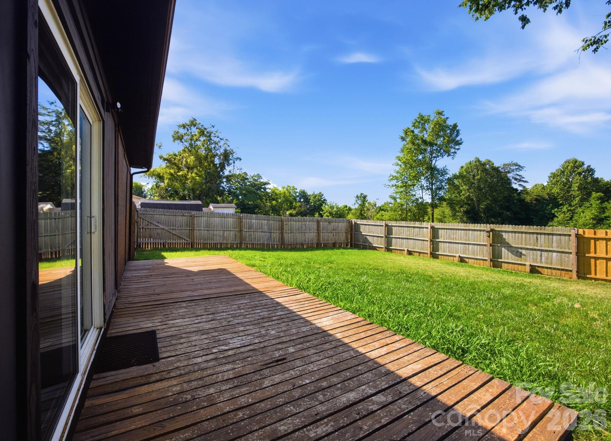 2405 2nd Street Property Photo 27