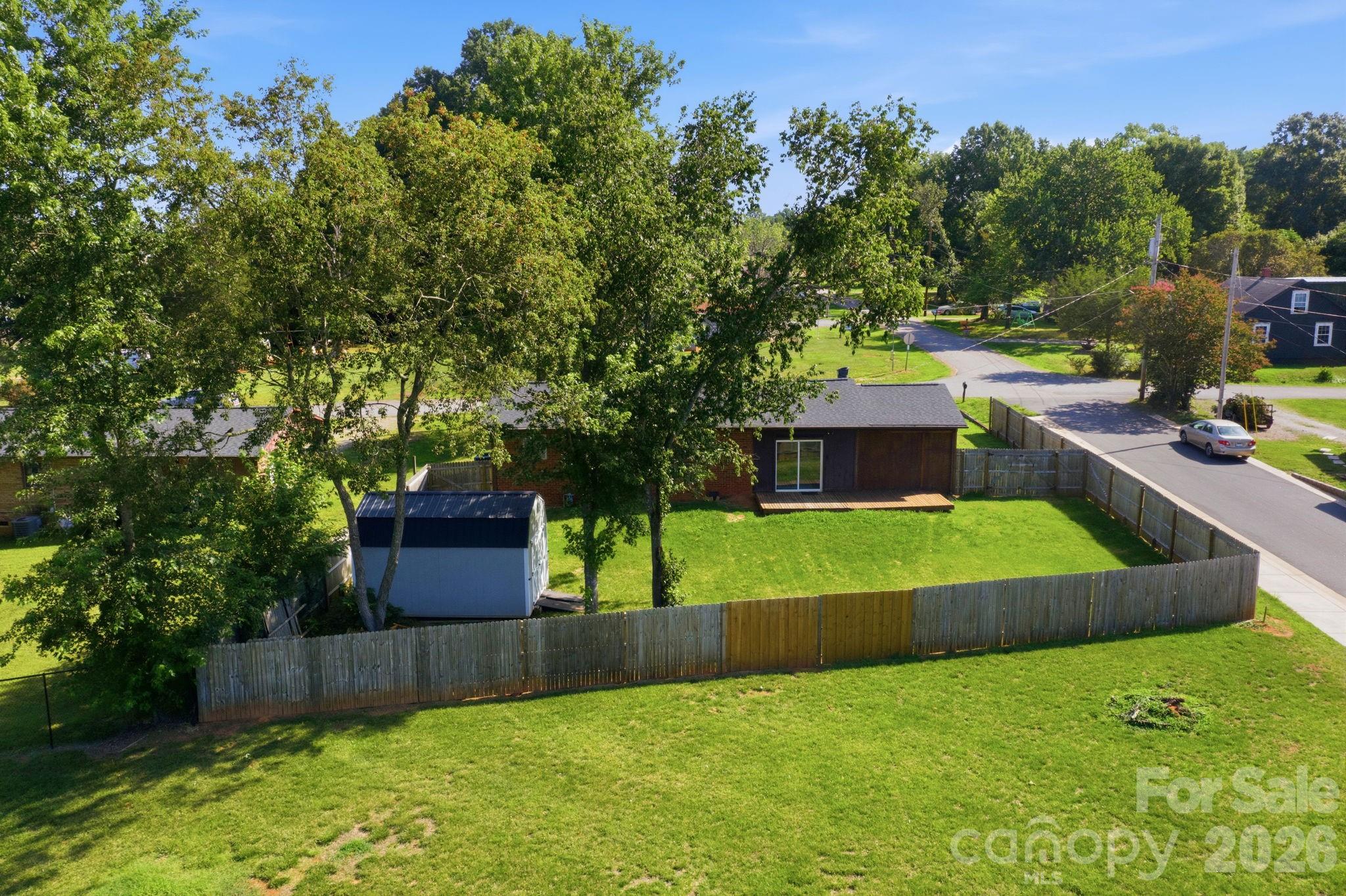 2405 2nd Street Property Photo 29