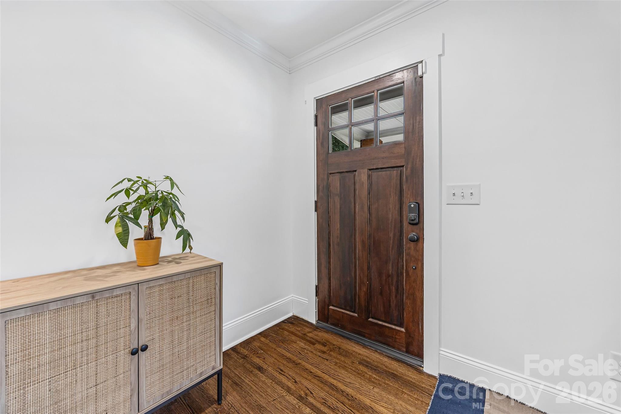 2448 Morton Street Property Photo 3
