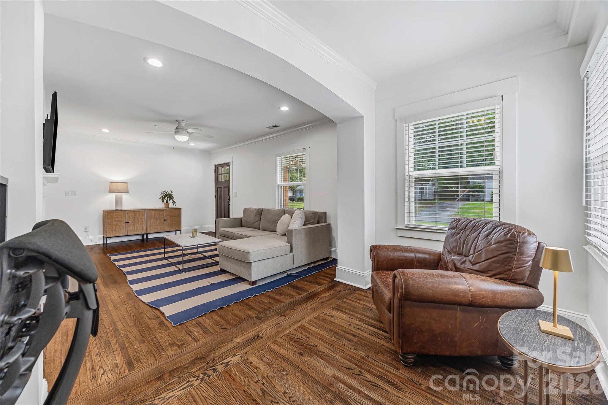 2448 Morton Street Property Photo 9