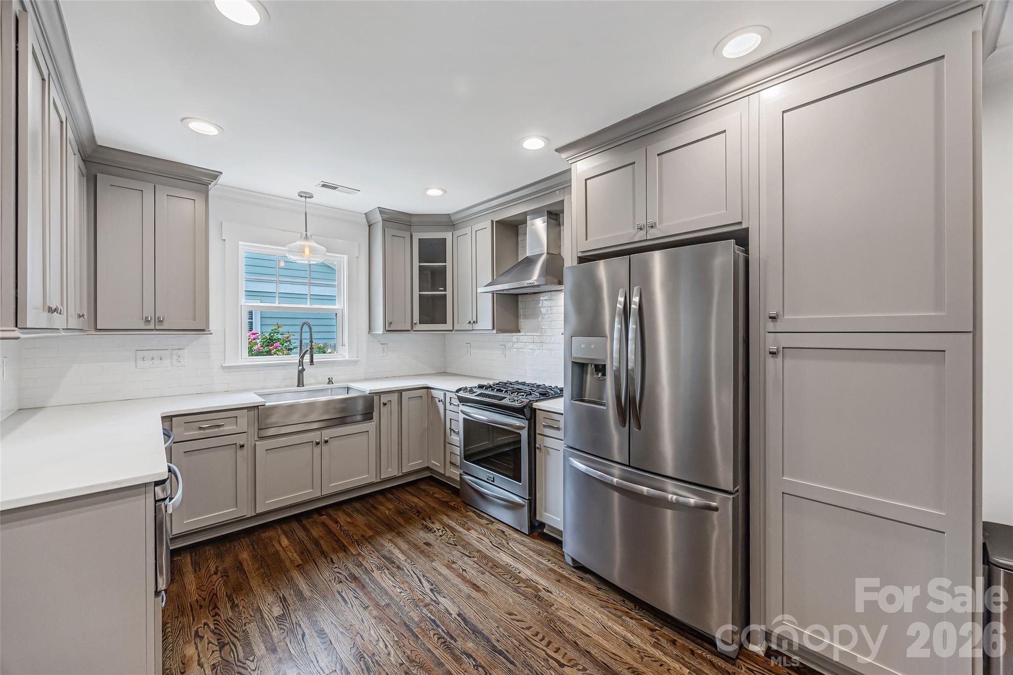 2448 Morton Street Property Photo 12