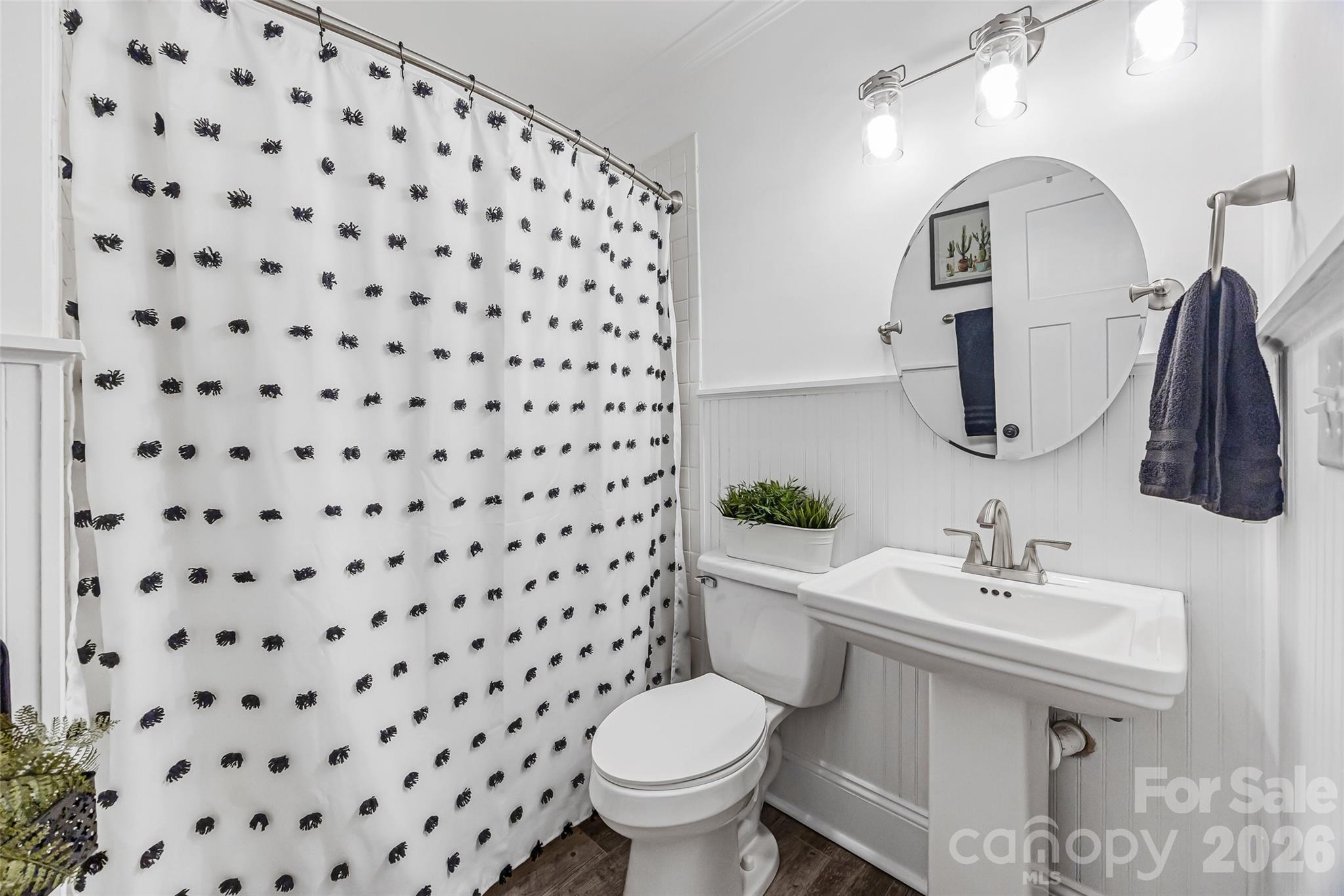 2448 Morton Street Property Photo 23