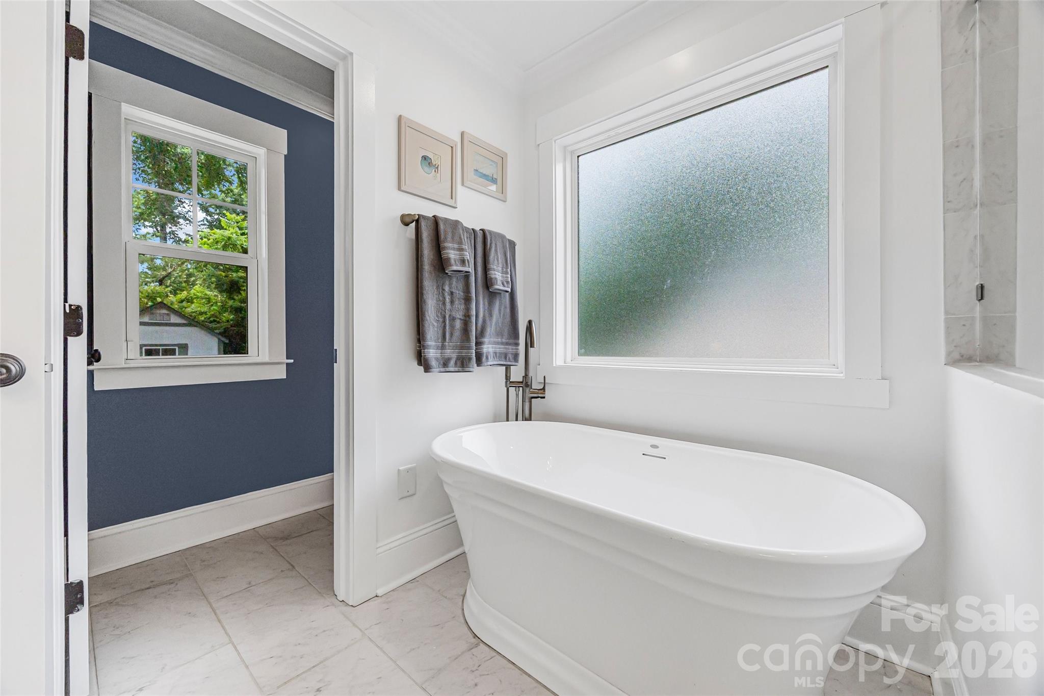 2448 Morton Street Property Photo 31