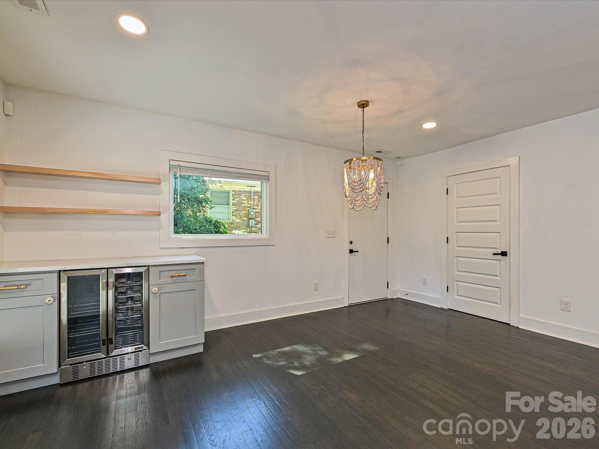 5623 Ruth Drive Property Photo 11