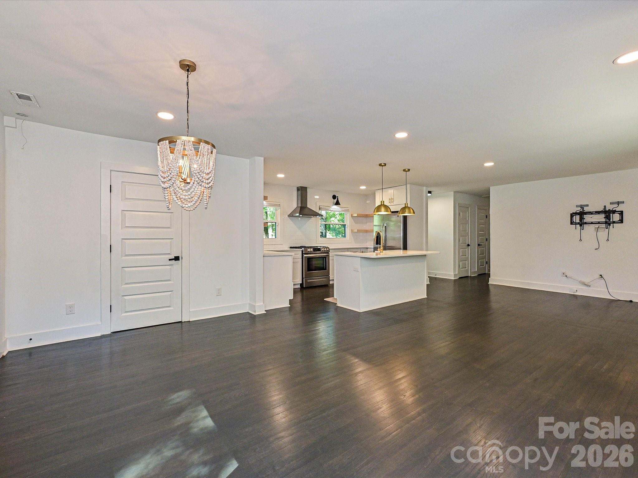 5623 Ruth Drive Property Photo 12