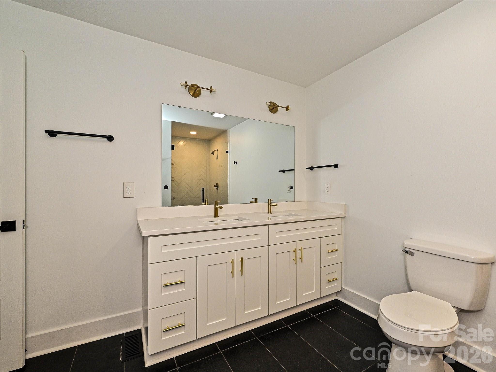 5623 Ruth Drive Property Photo 17