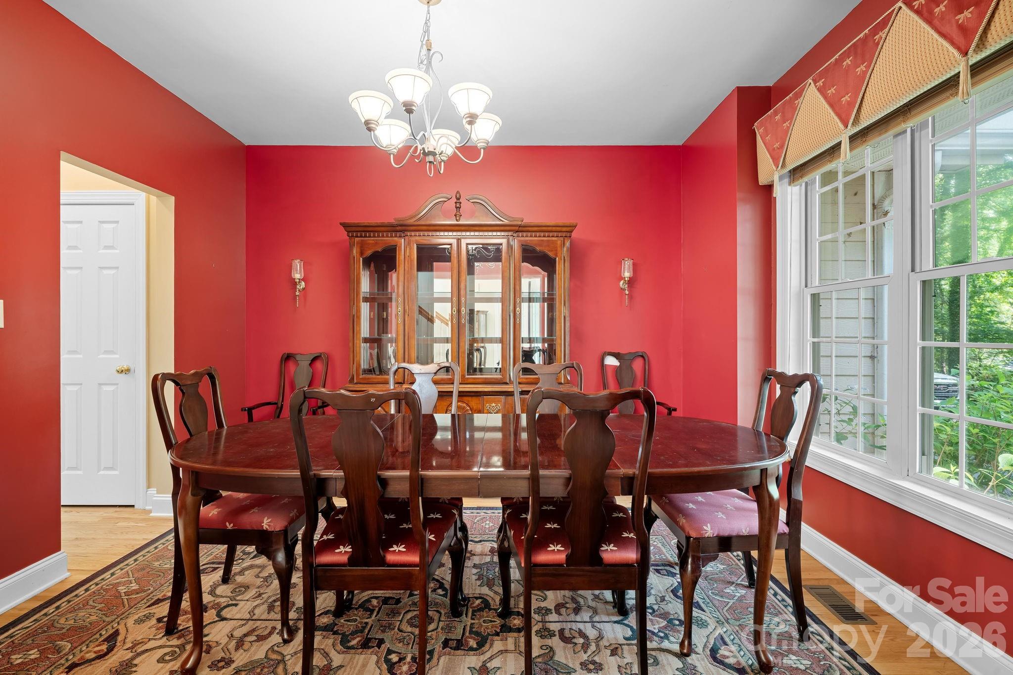 36 Poplar Creek Drive Property Photo 12