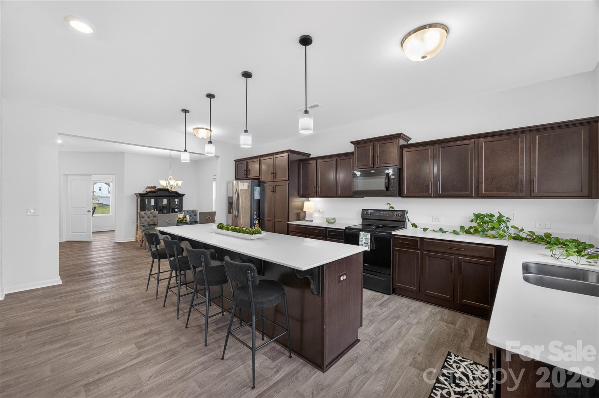 372 Bluebonnet Drive 87 Property Photo 4
