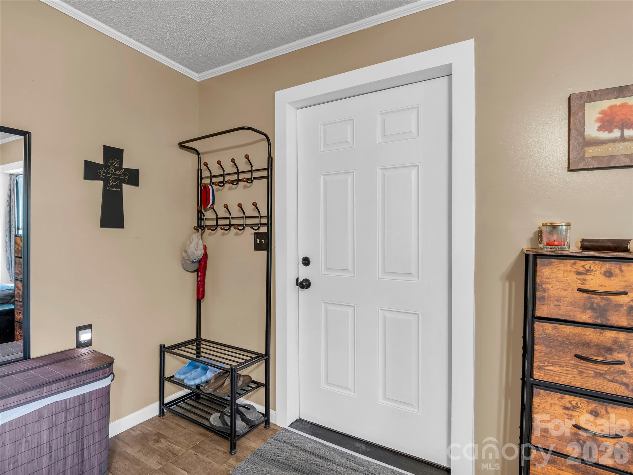 193 Middle Street Property Photo 6