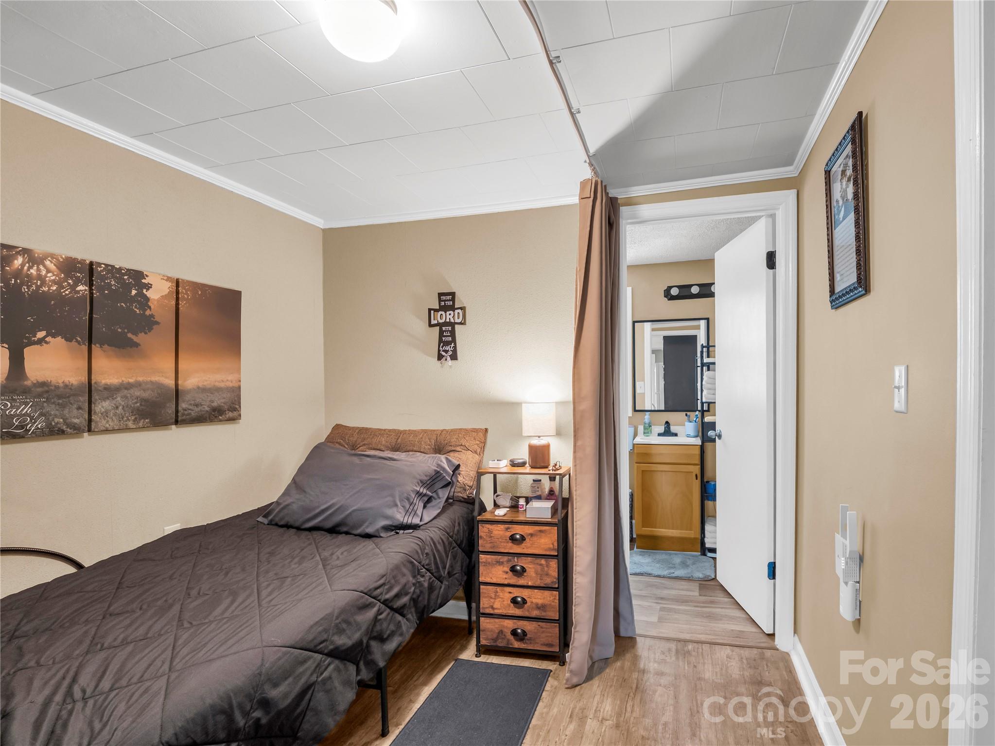 193 Middle Street Property Photo 15