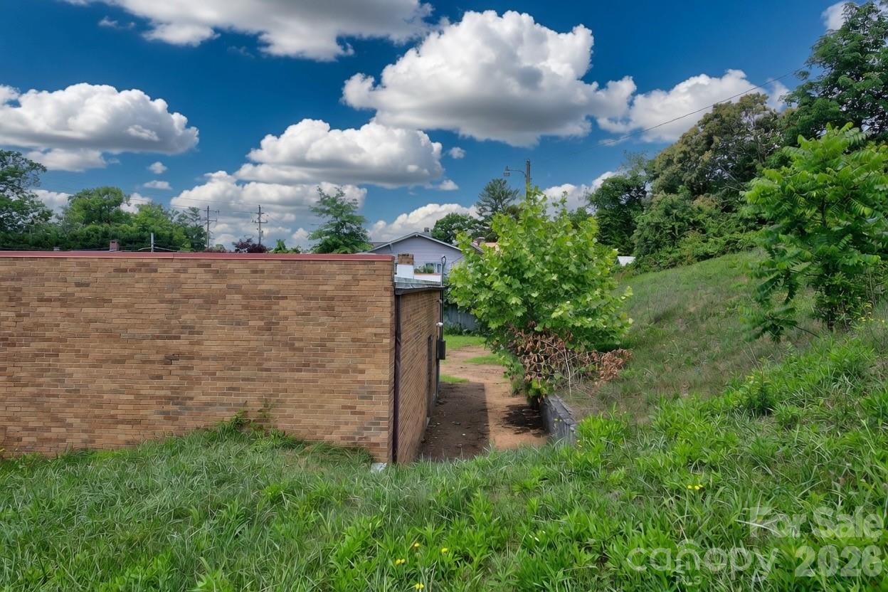 193 Walnut Avenue 11, 12/block 17 Property Photo 12