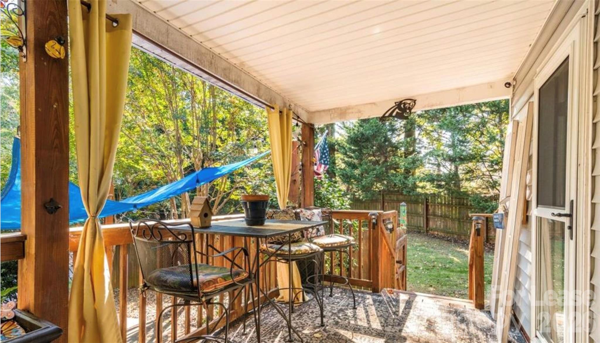 525 E 37th Street Property Photo 19