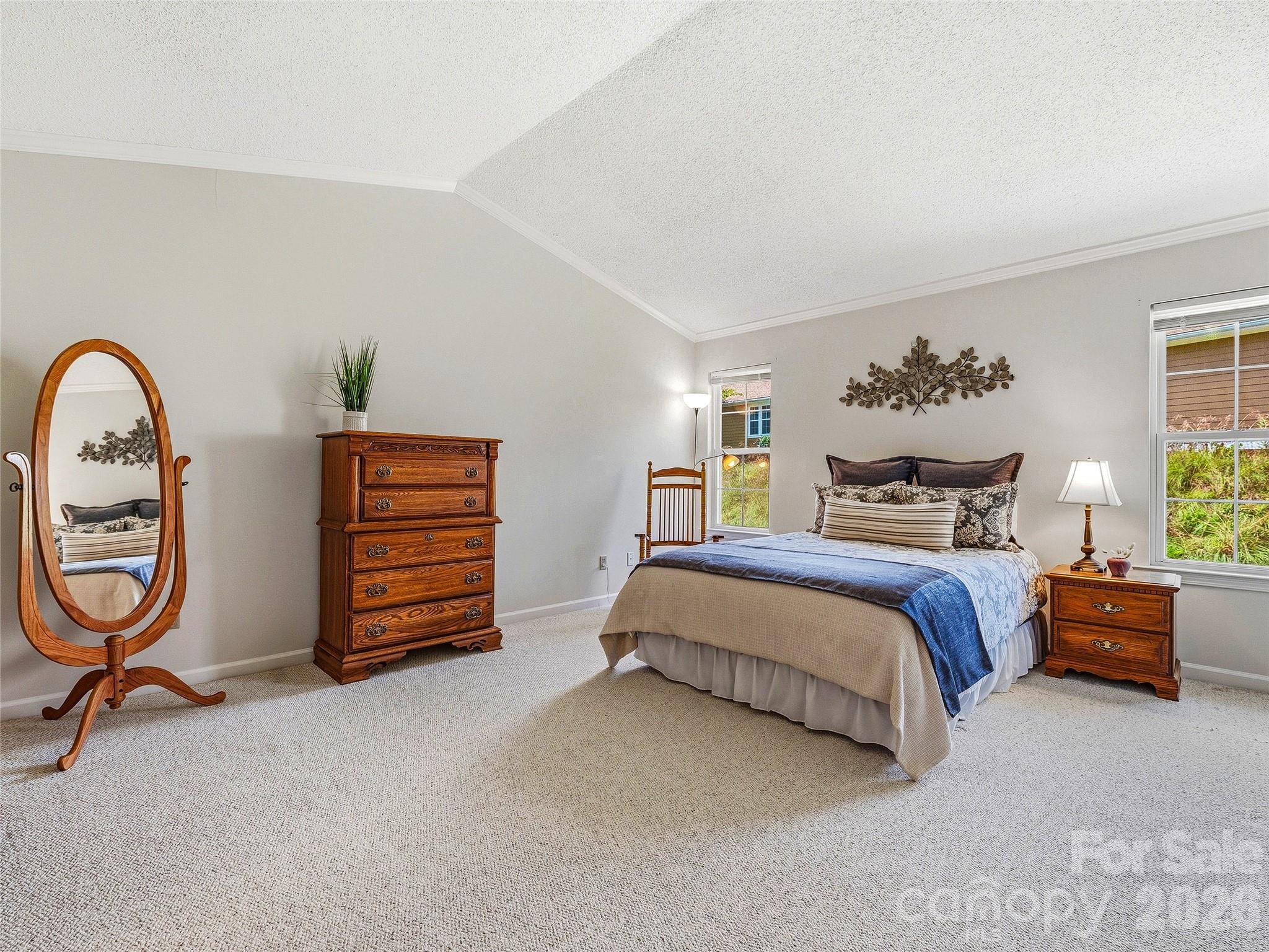 102 Rough Point Court Property Photo 15