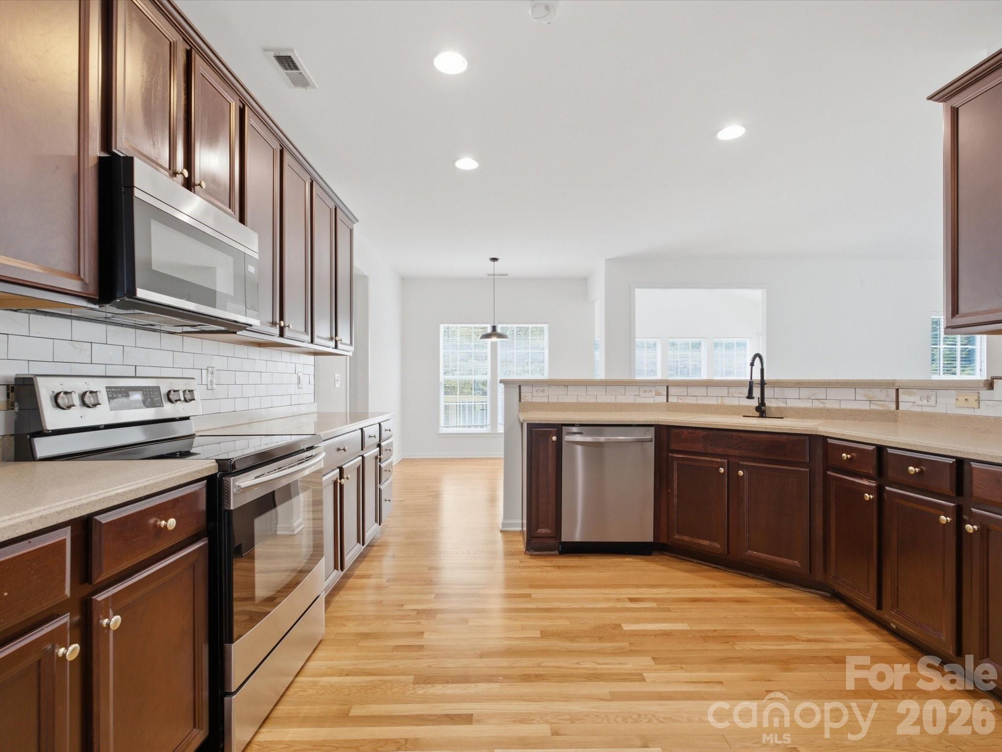 4030 Garden Oak Drive Property Photo 6