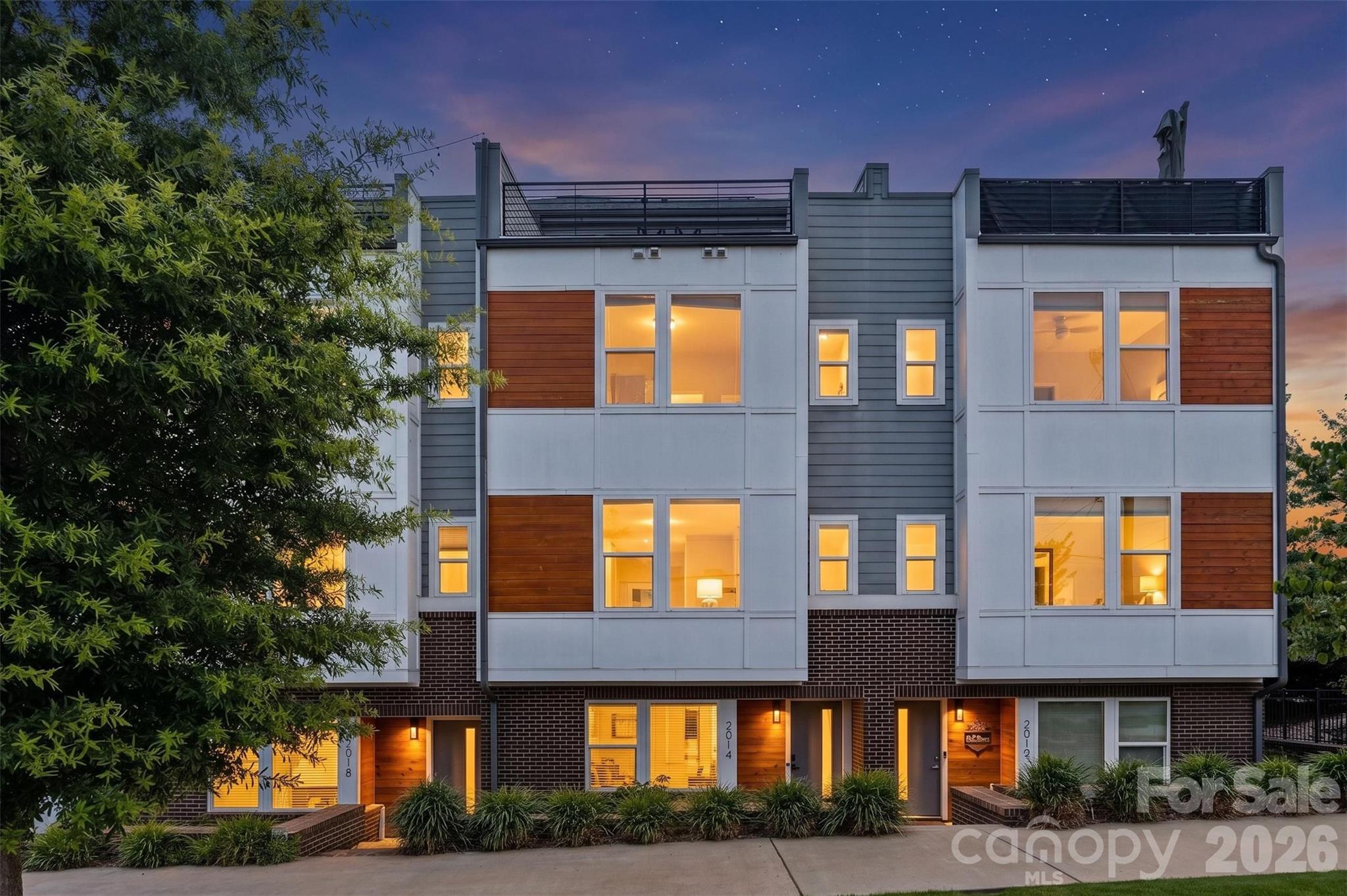2014 Bryant Park Drive Property Photo 1