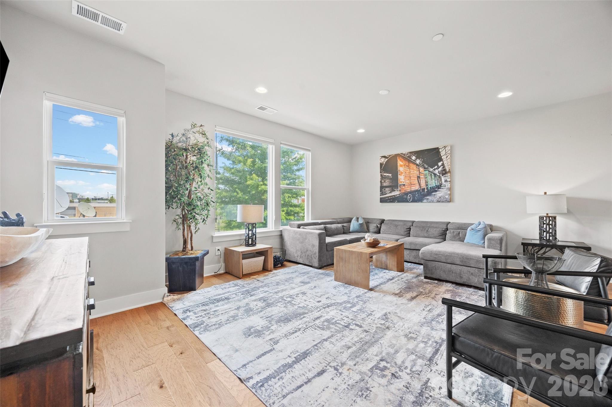 2014 Bryant Park Drive Property Photo 12