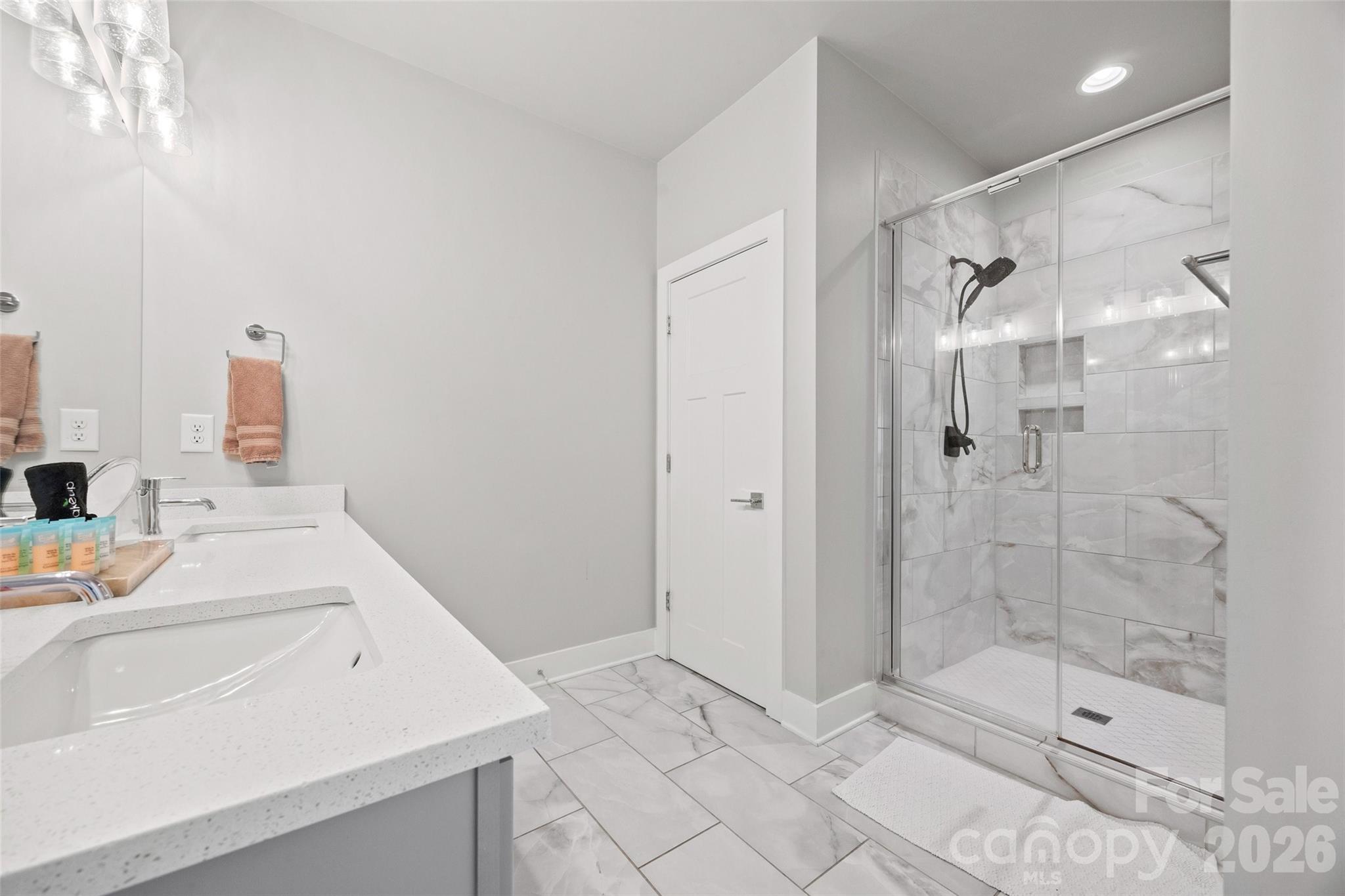 2014 Bryant Park Drive Property Photo 24
