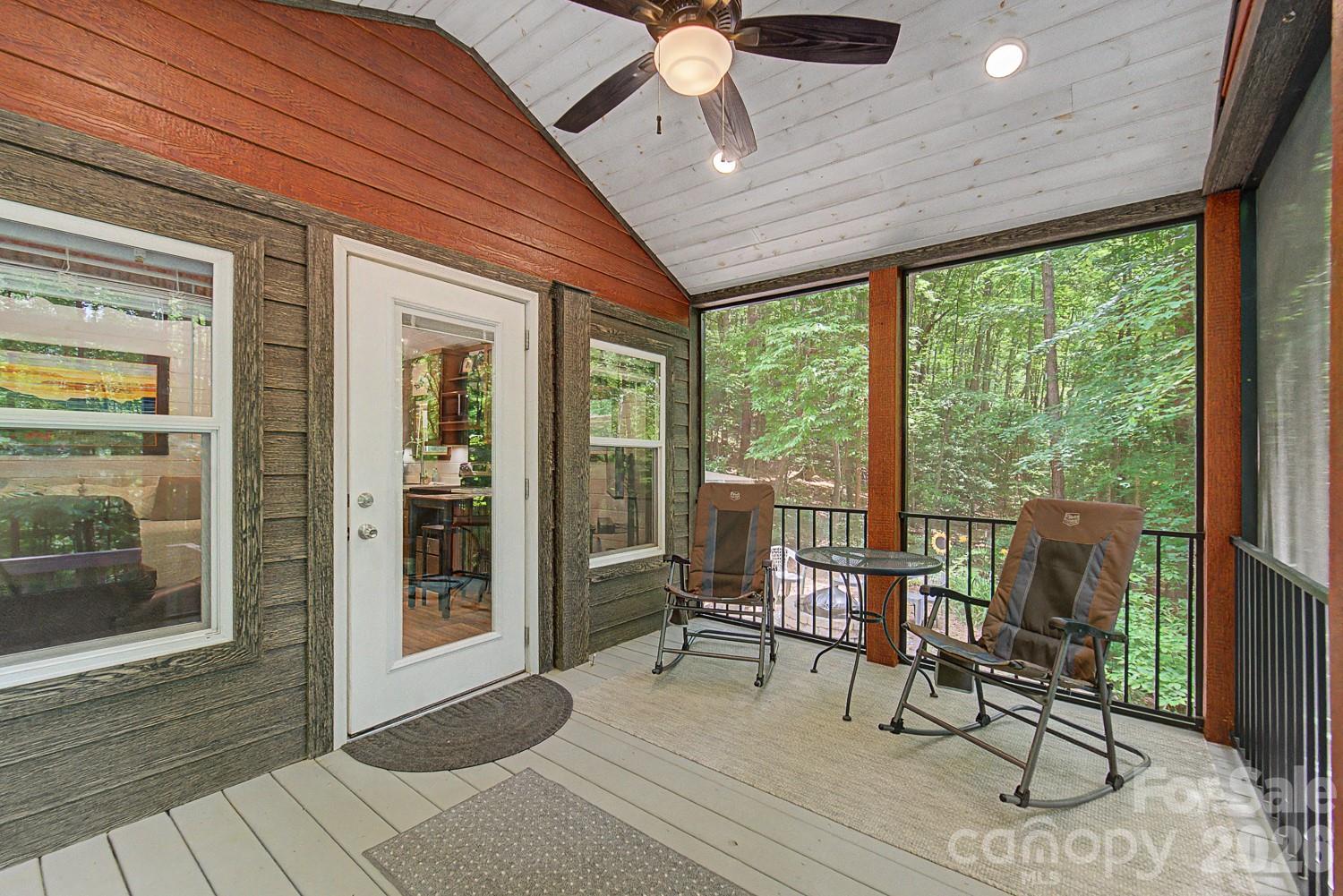 243 Jonquil Woods Road Property Photo 3