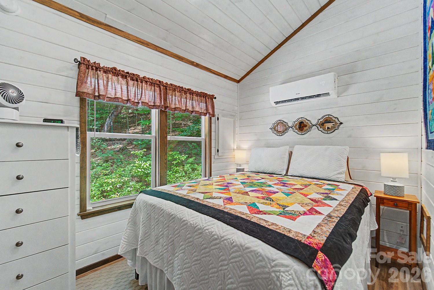 243 Jonquil Woods Road Property Photo 14