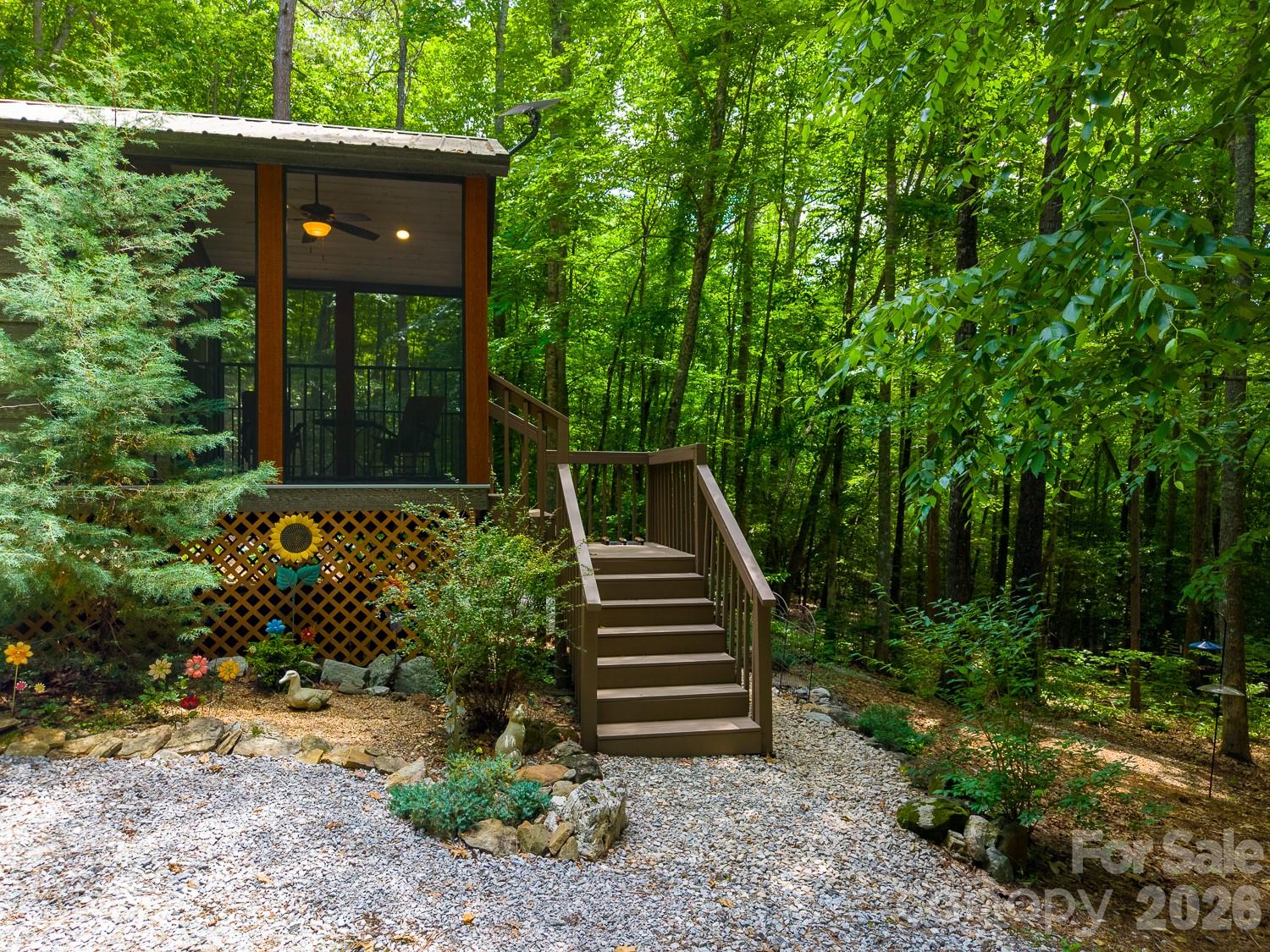 243 Jonquil Woods Road Property Photo 26