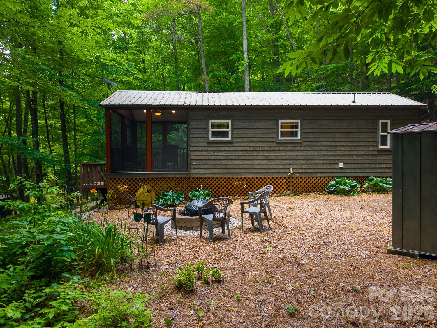 243 Jonquil Woods Road Property Photo 27