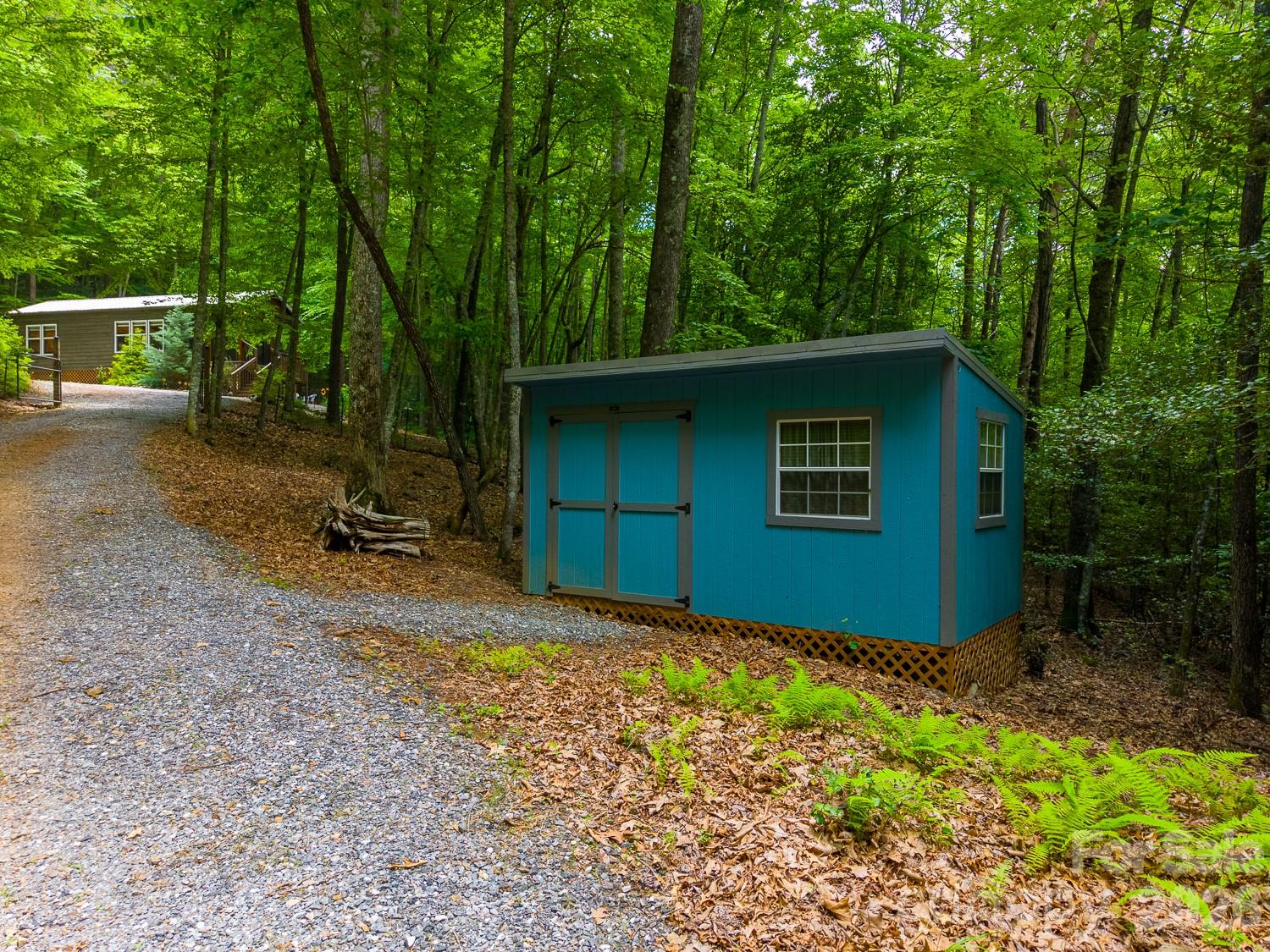 243 Jonquil Woods Road Property Photo 31