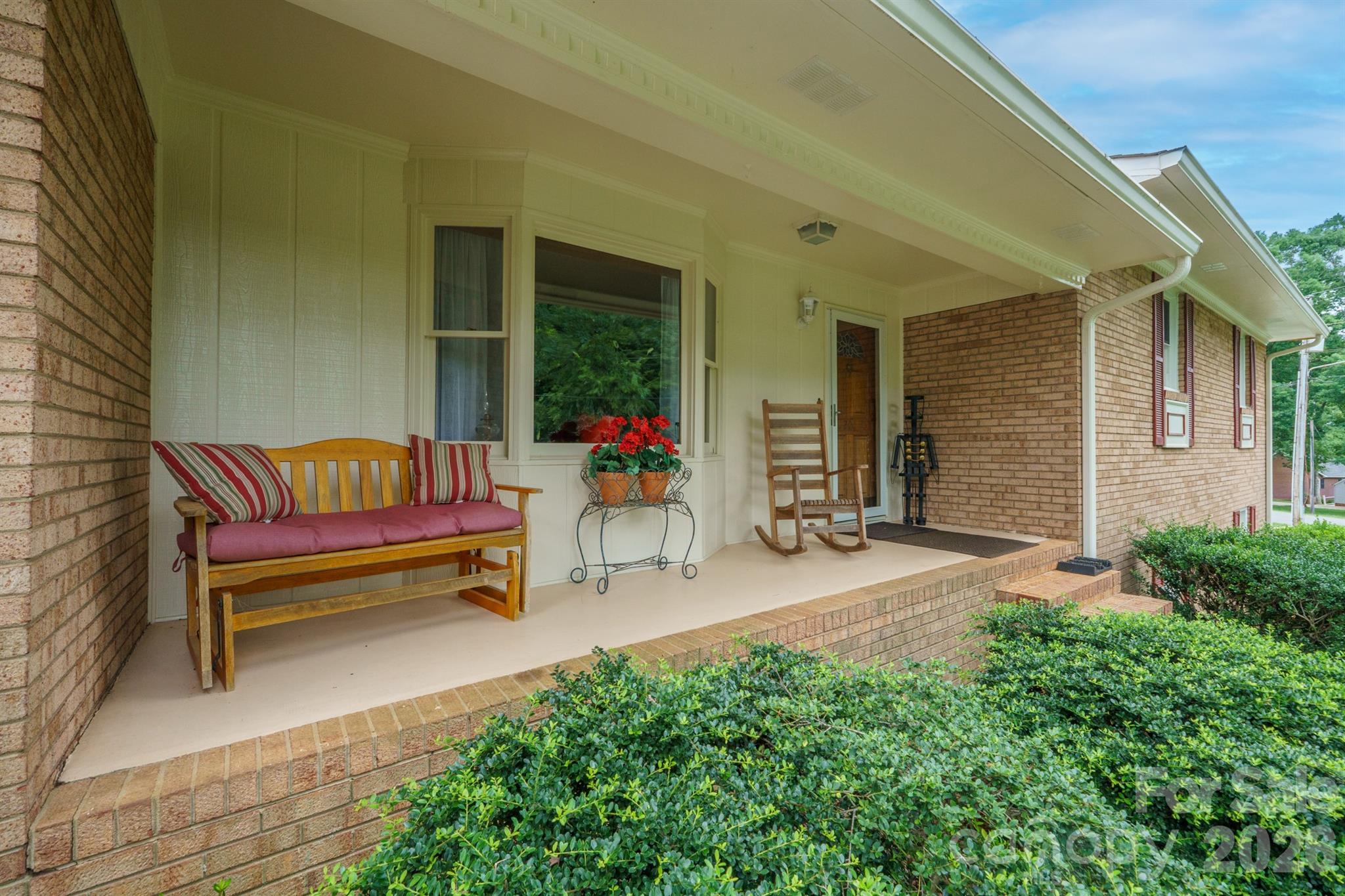 201 Wellington Drive Property Photo 4