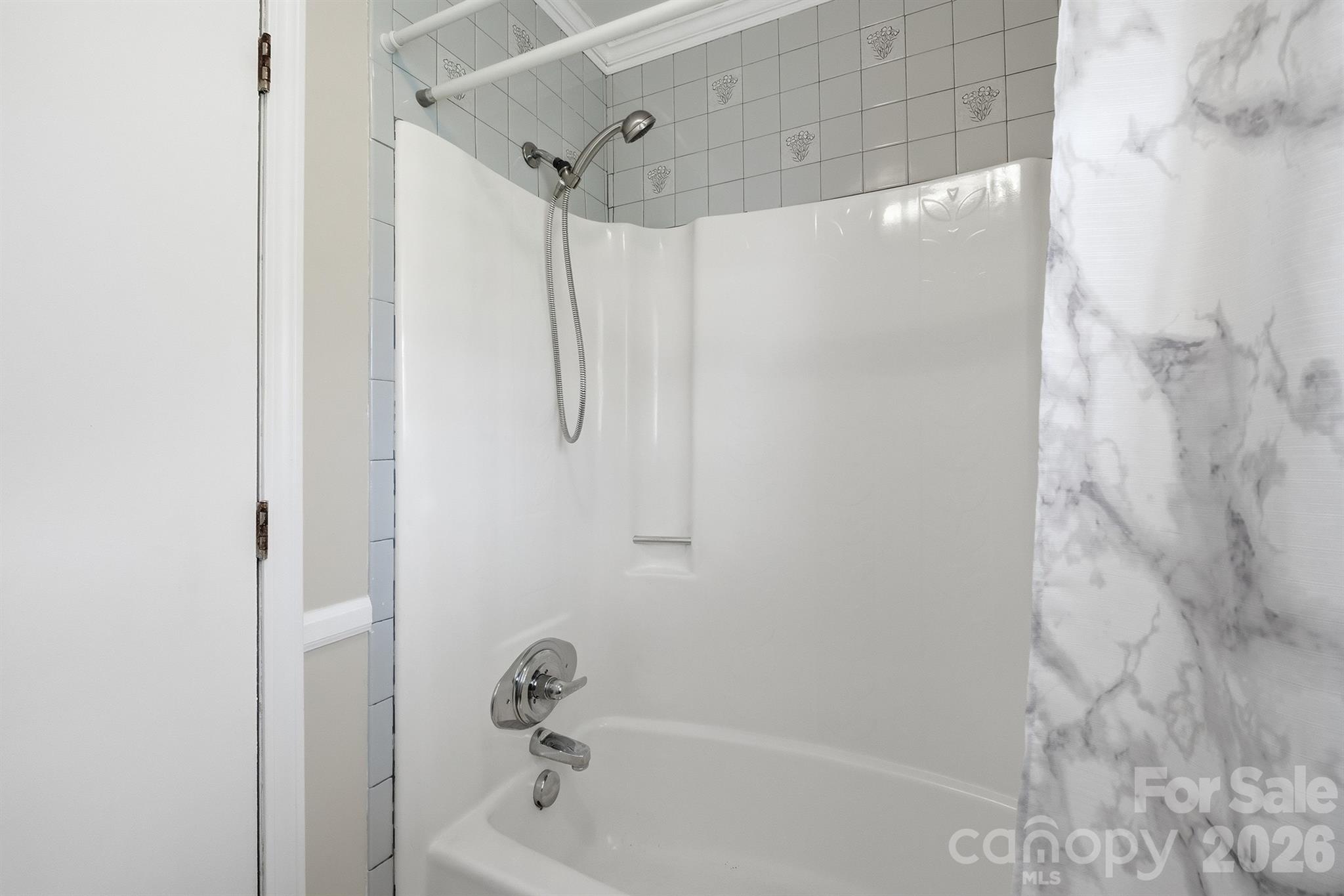 201 Wellington Drive Property Photo 41