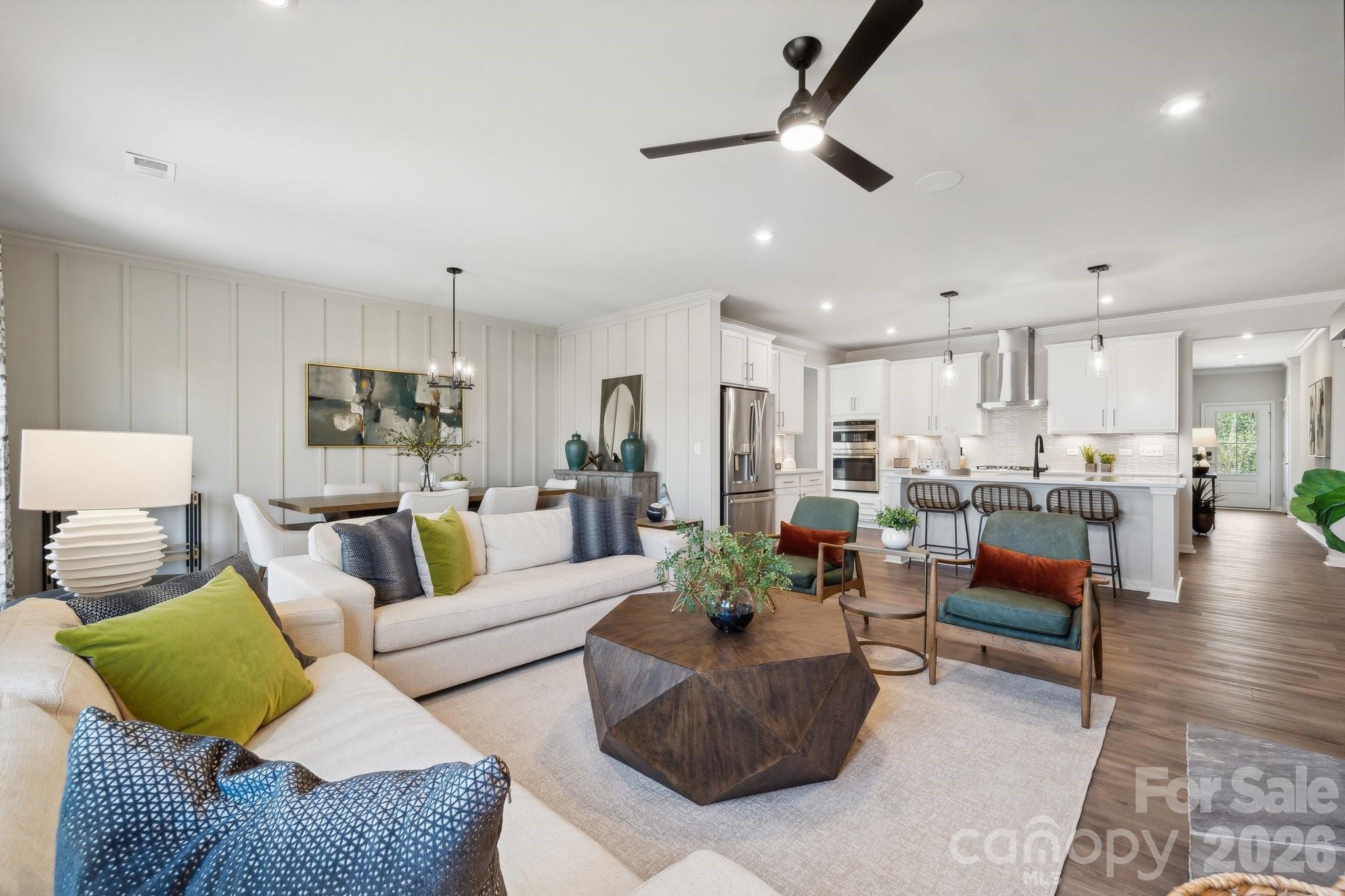 1152 Grebe Road Property Photo 13