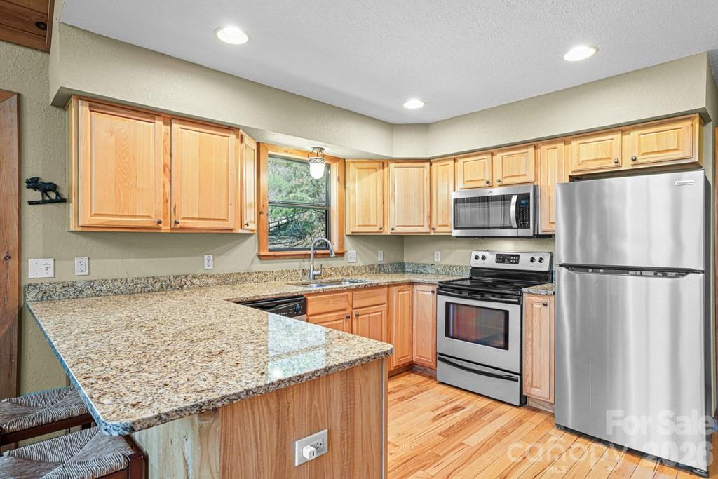 210 Chickadee Drive Property Photo 11