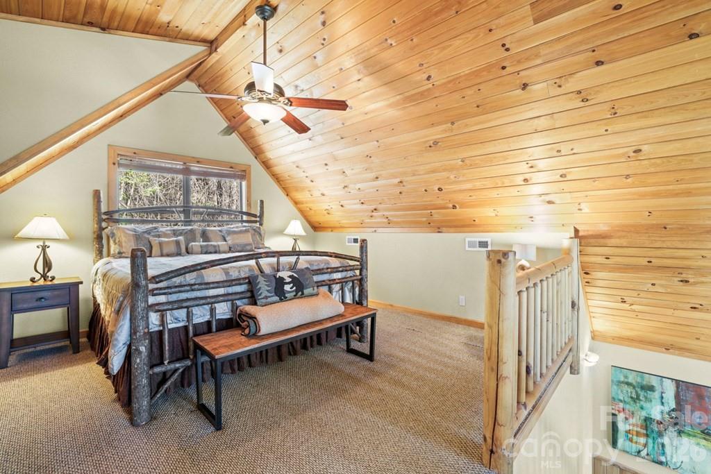 210 Chickadee Drive Property Photo 16
