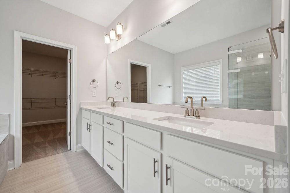 211 Holsworthy Drive Property Photo 23