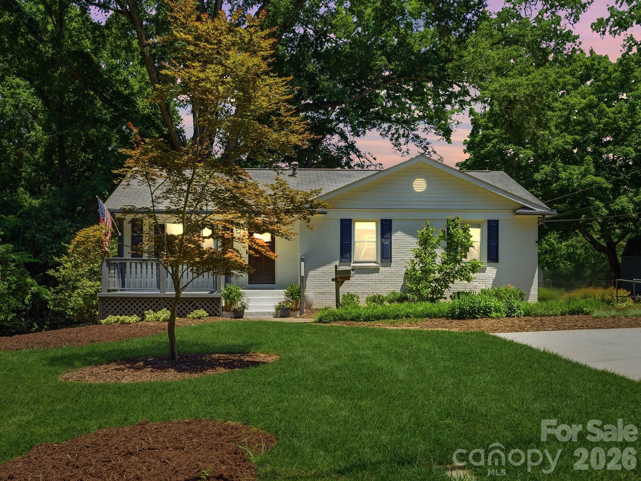 6819 Woodstock Drive Property Photo 1
