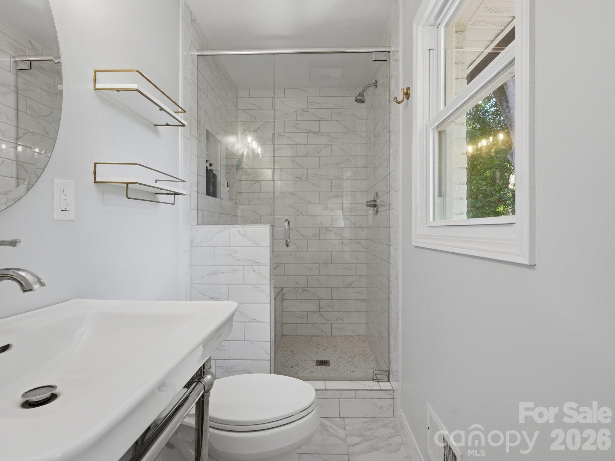 6819 Woodstock Drive Property Photo 18
